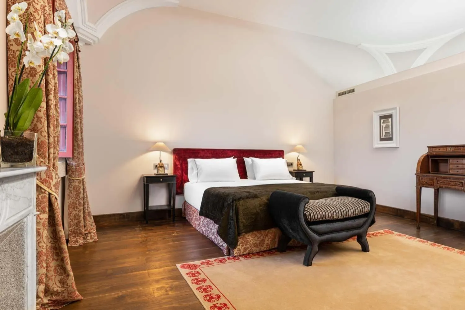 Bed in Áurea Palacio de Sober by Eurostars Hotel Company