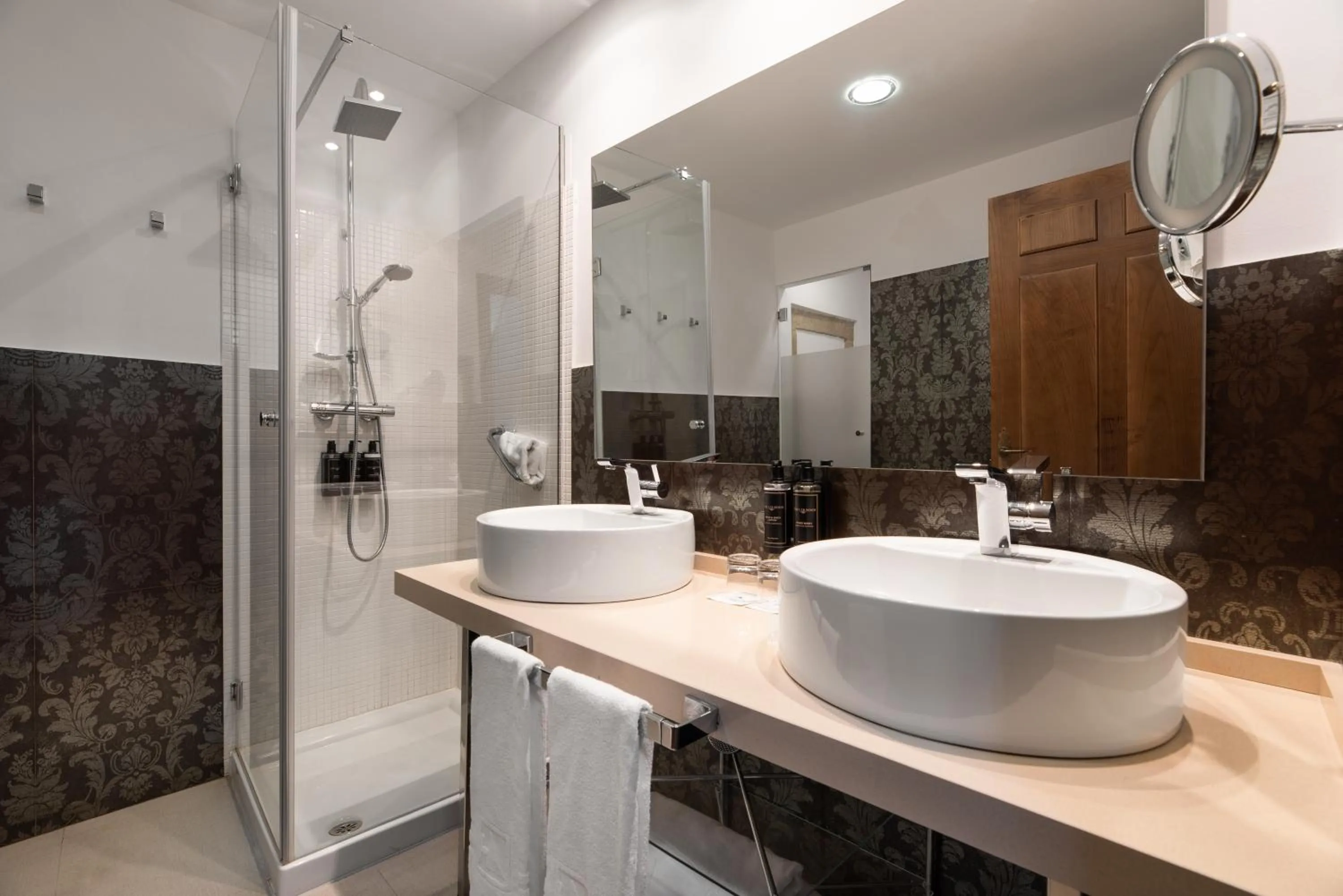 Bathroom in Áurea Palacio de Sober by Eurostars Hotel Company