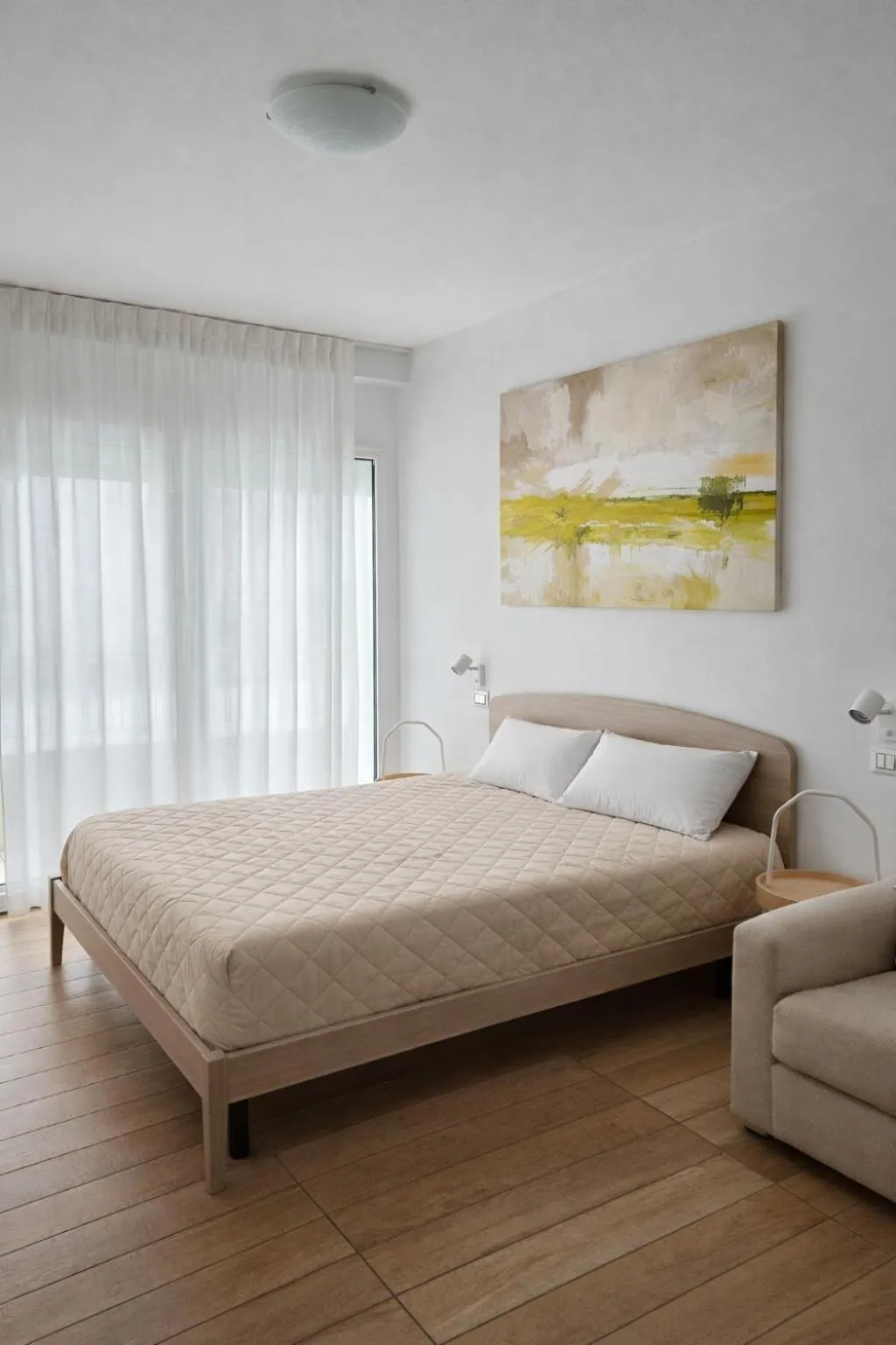 Bed in Residence Antares