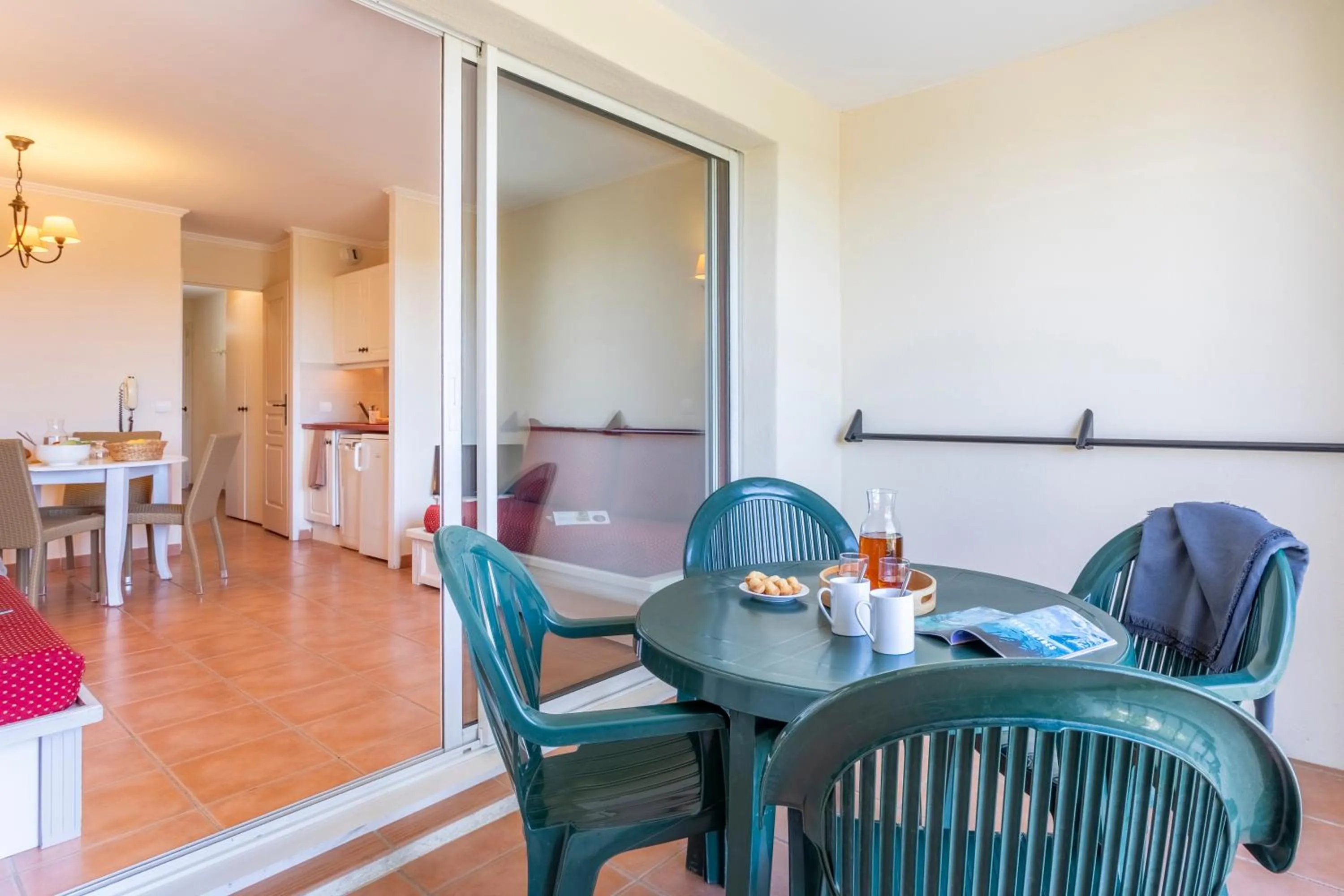 Balcony/Terrace in Village Pierre & Vacances Pont Royal en Provence