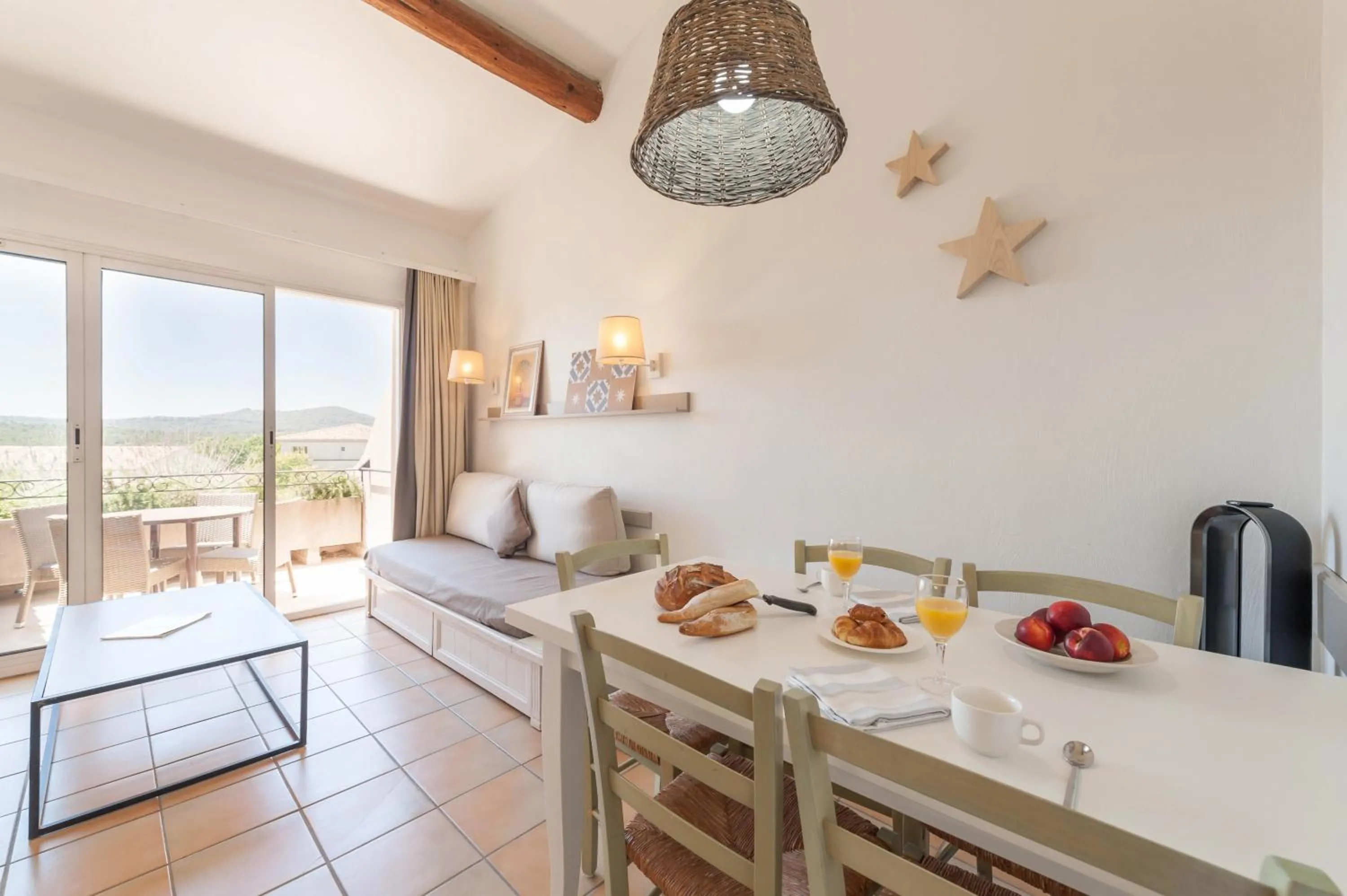 Day in Village Pierre & Vacances Pont Royal en Provence