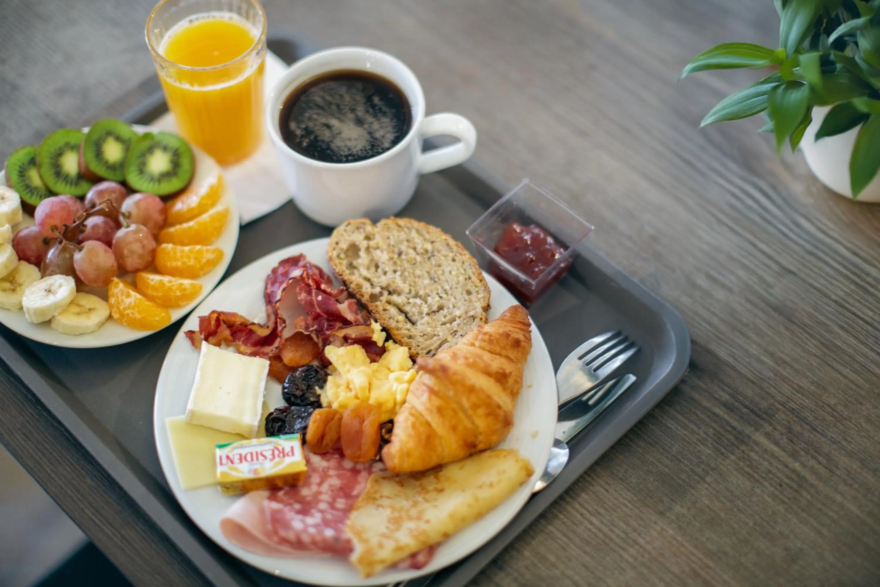 Food and drinks in Village Pierre & Vacances Pont Royal en Provence