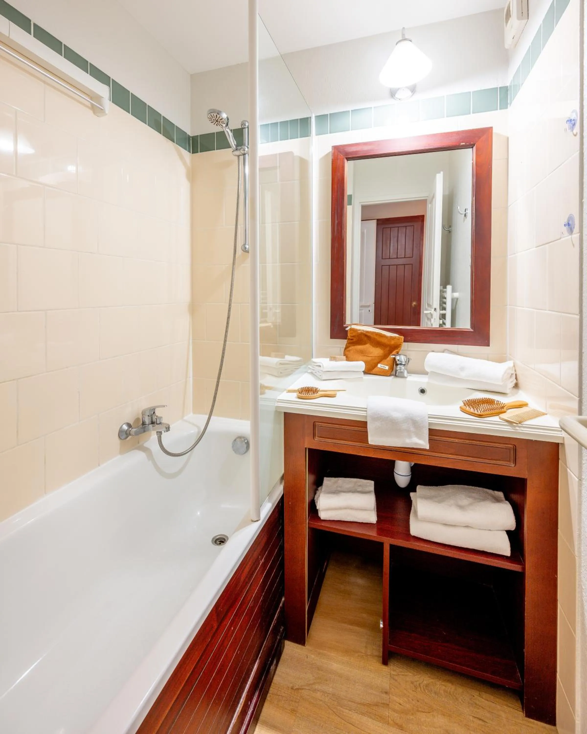 Bathroom in Résidence Pierre & Vacances Le Domaine de Gascogne