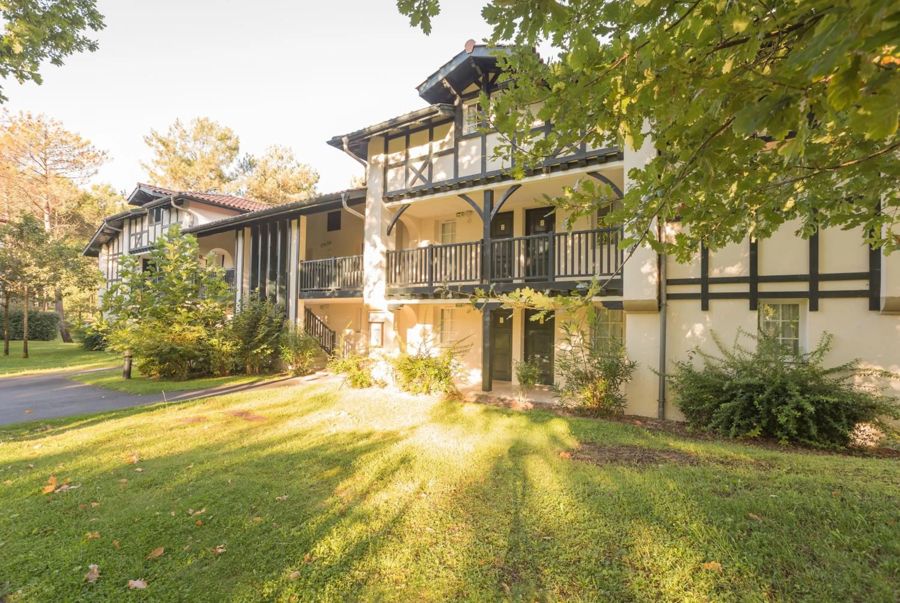 Property building in Résidence Pierre & Vacances Le Domaine de Gascogne