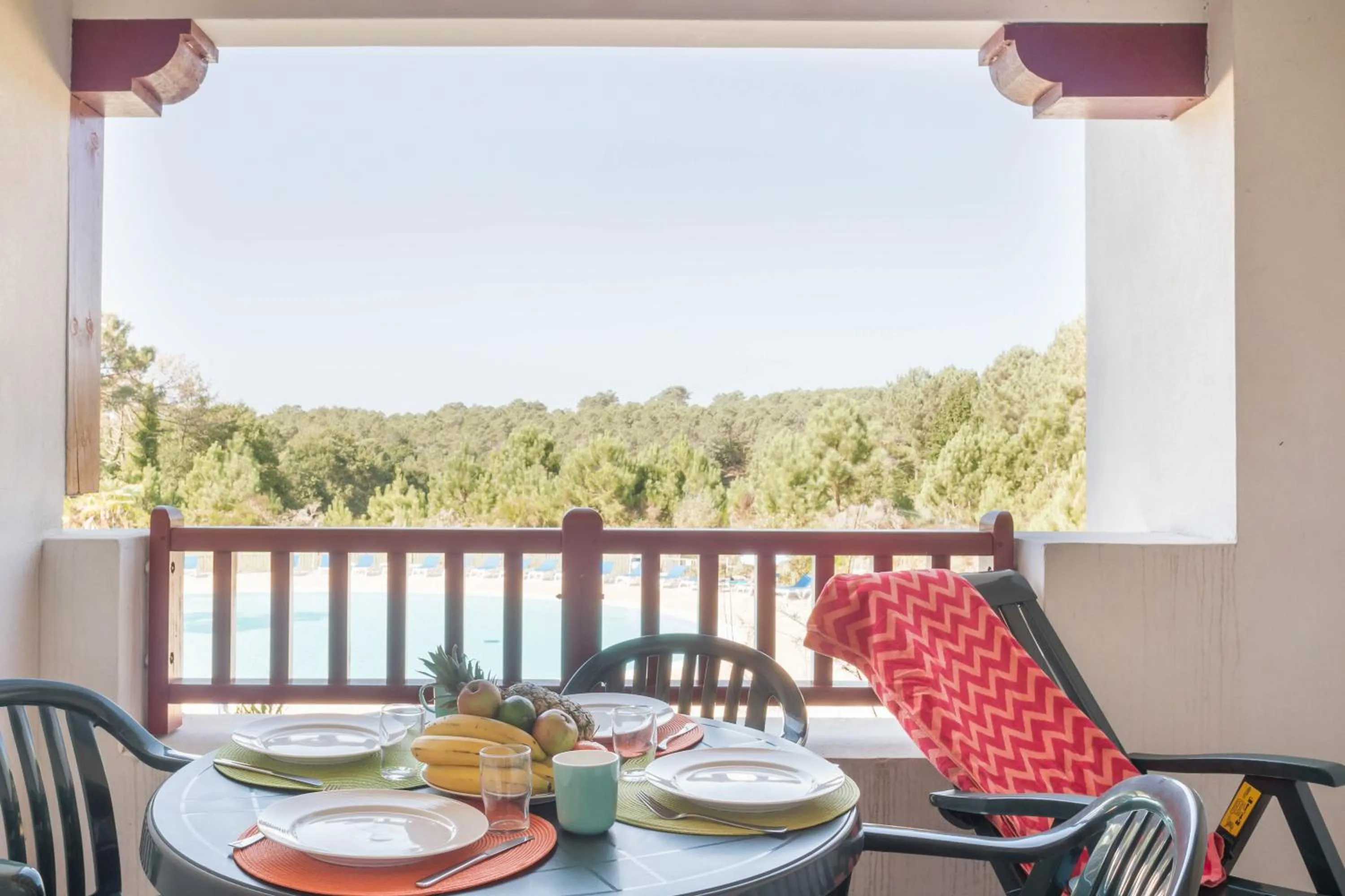 Patio in Résidence Pierre & Vacances Le Domaine de Gascogne