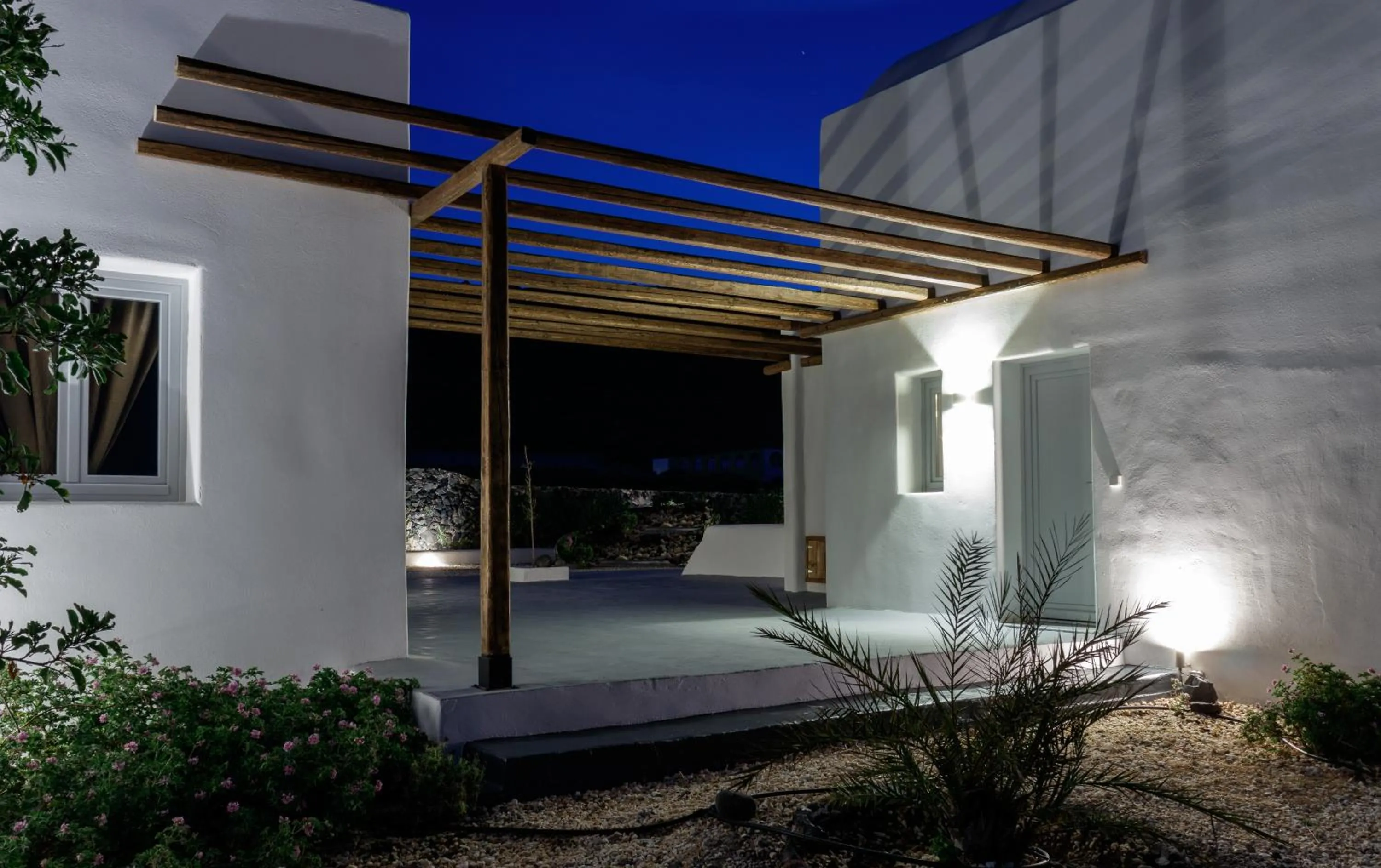 Property building in Bianco Diverso Suites