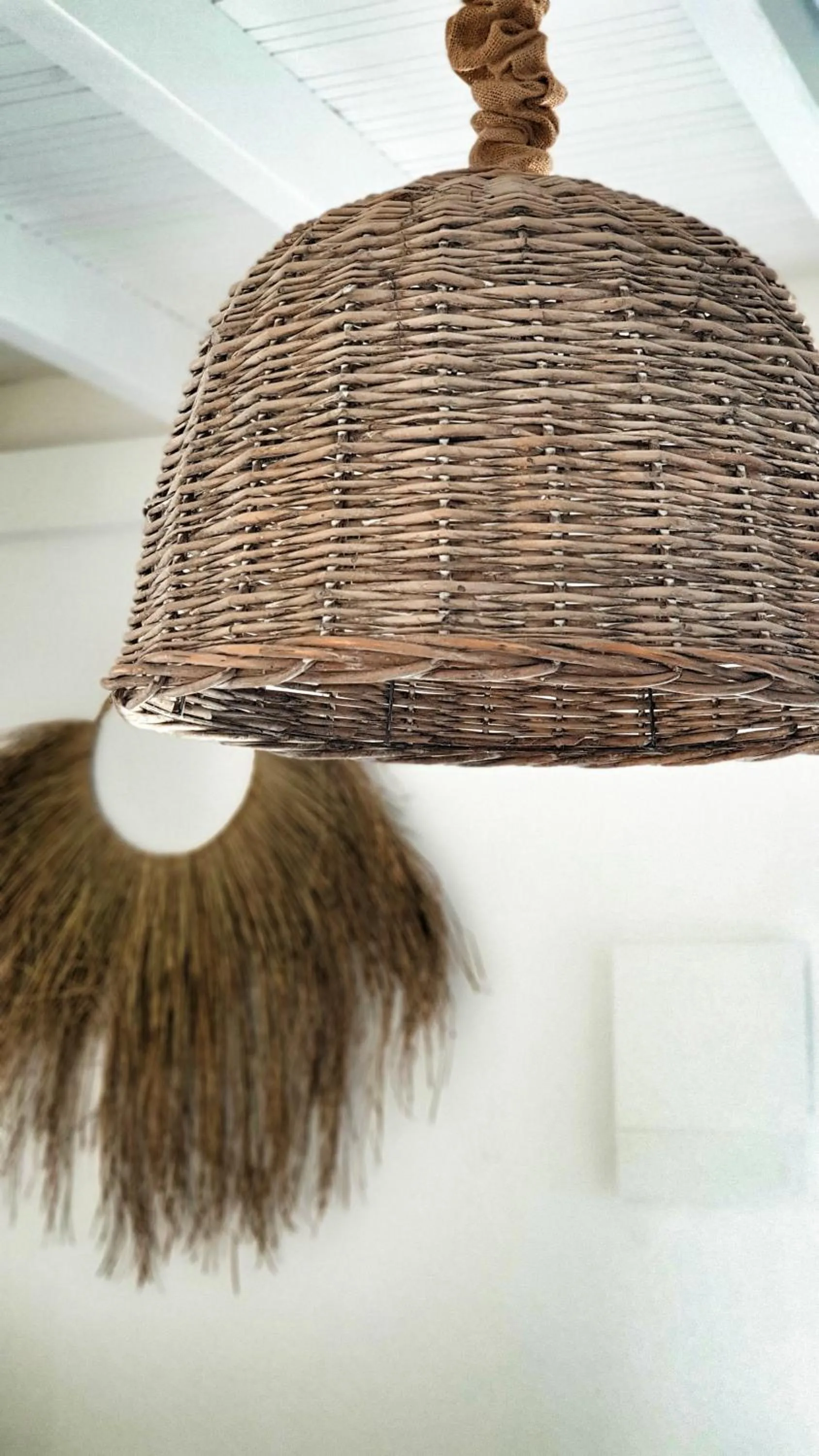 Decorative detail in Bianco Diverso Suites