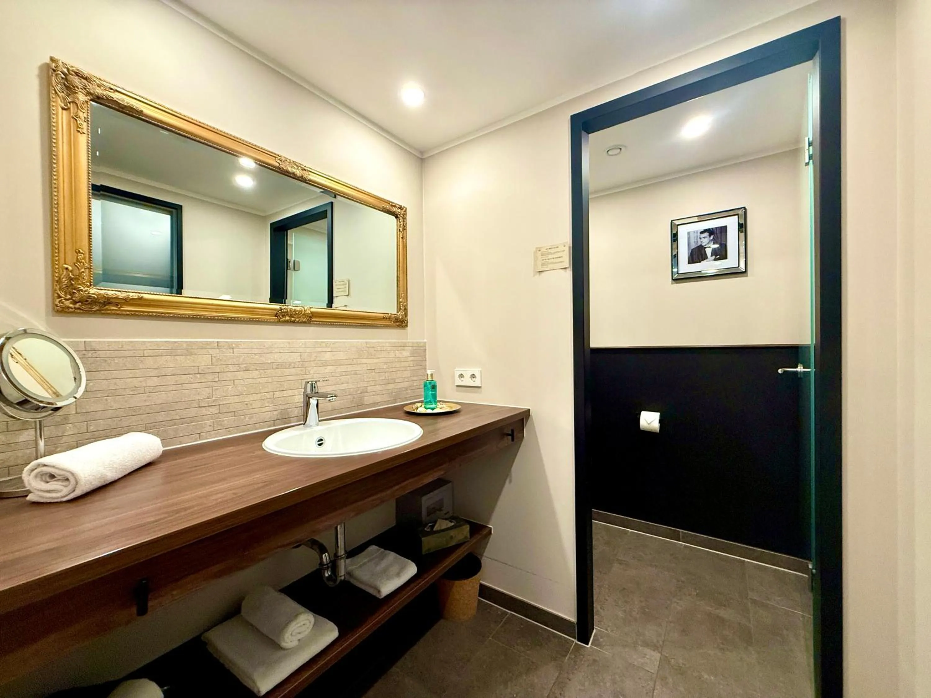 Bathroom in Boutique Hotel Zuckerfabrik Stuttgart