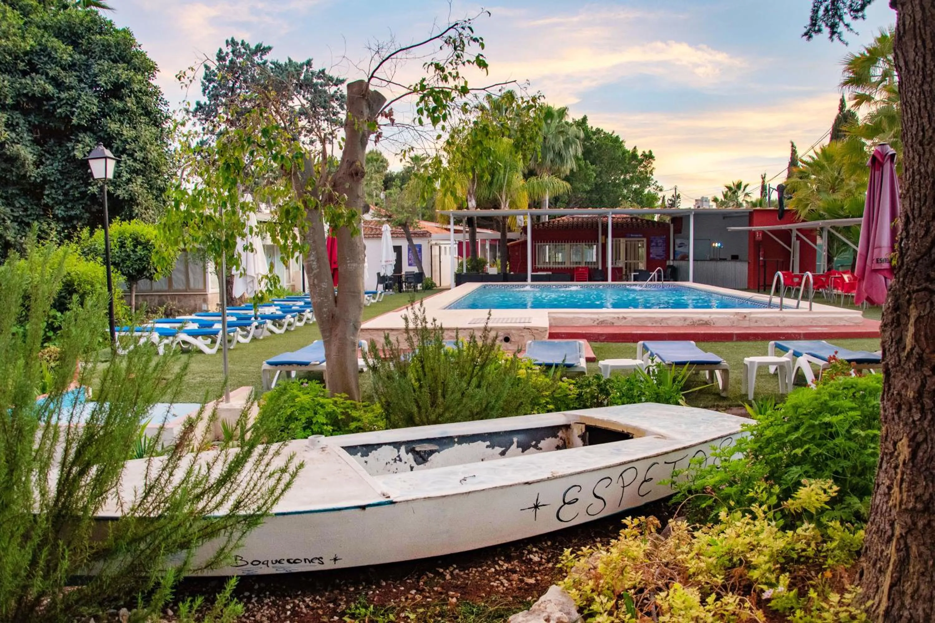 Spring in APARTAMENTOS PALASIET