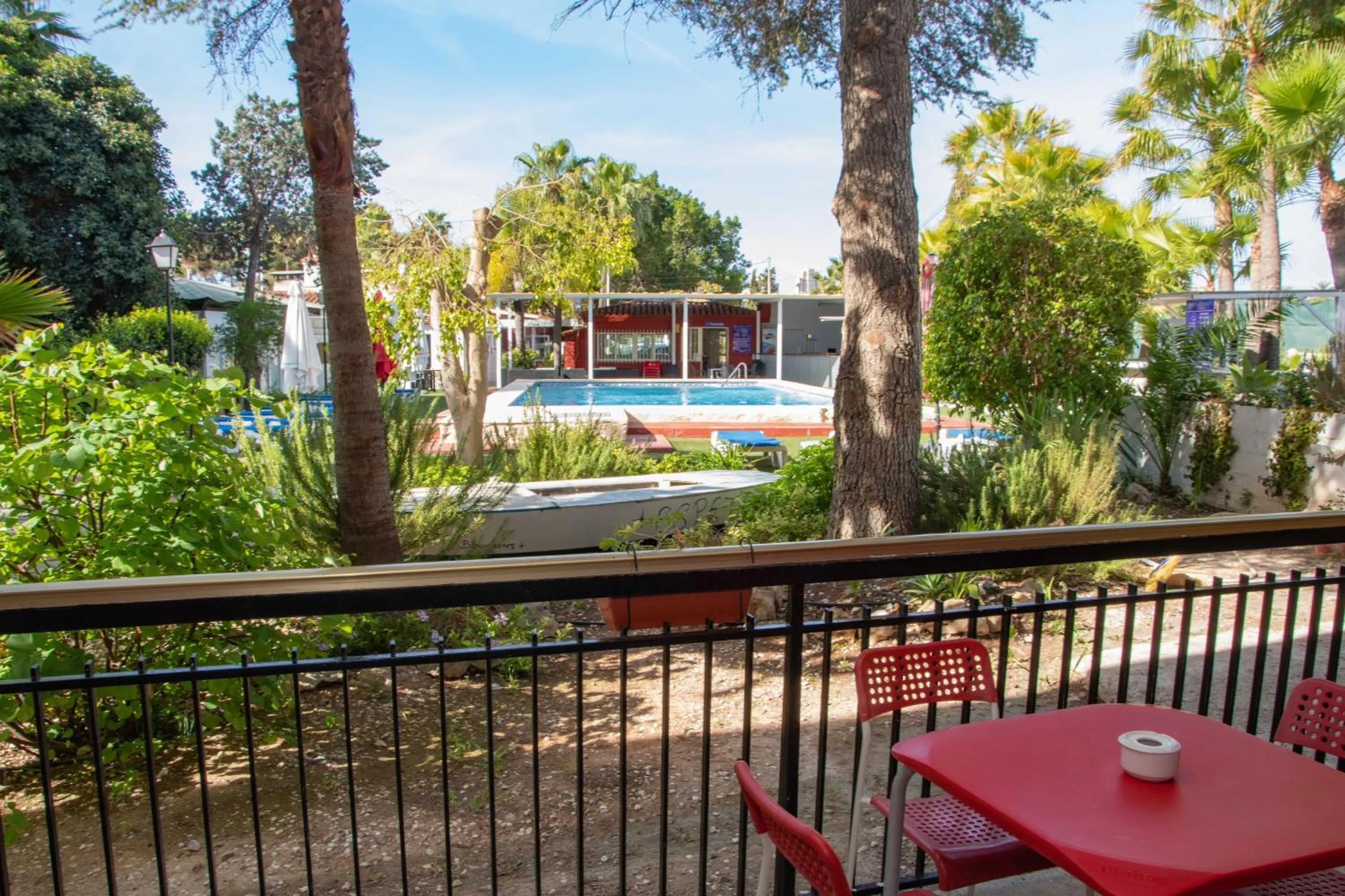 Property building in APARTAMENTOS PALASIET