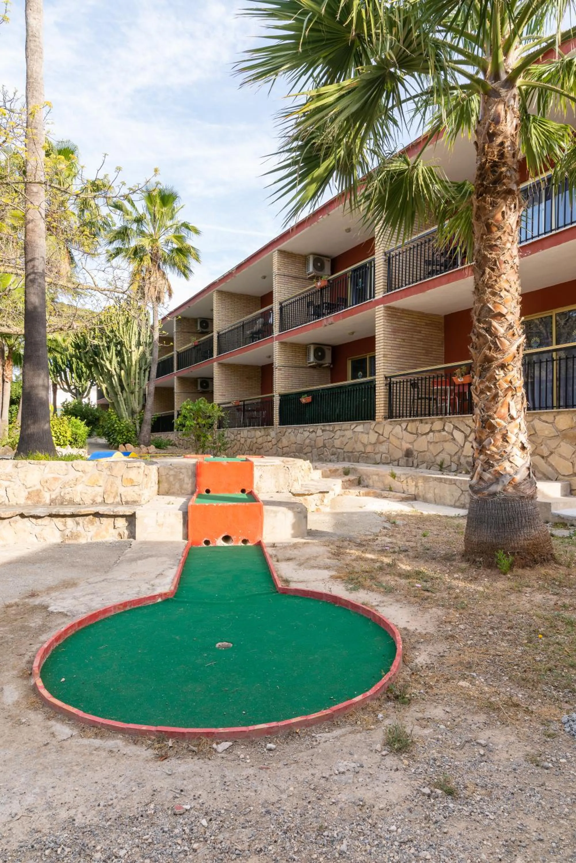 Property building in APARTAMENTOS PALASIET