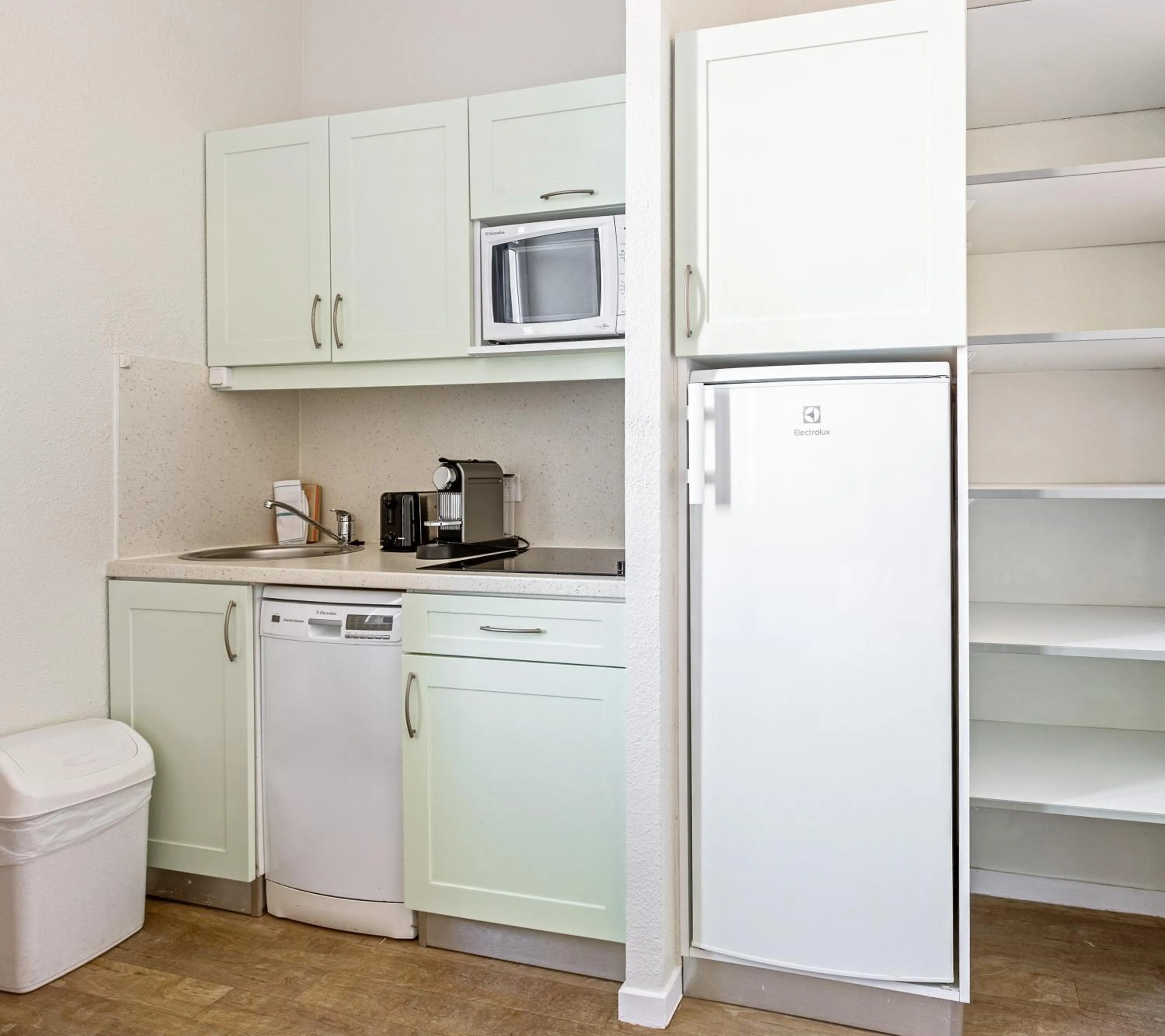 Coffee/tea facilities in Résidence Pierre & Vacances Le Palais des Gouverneurs