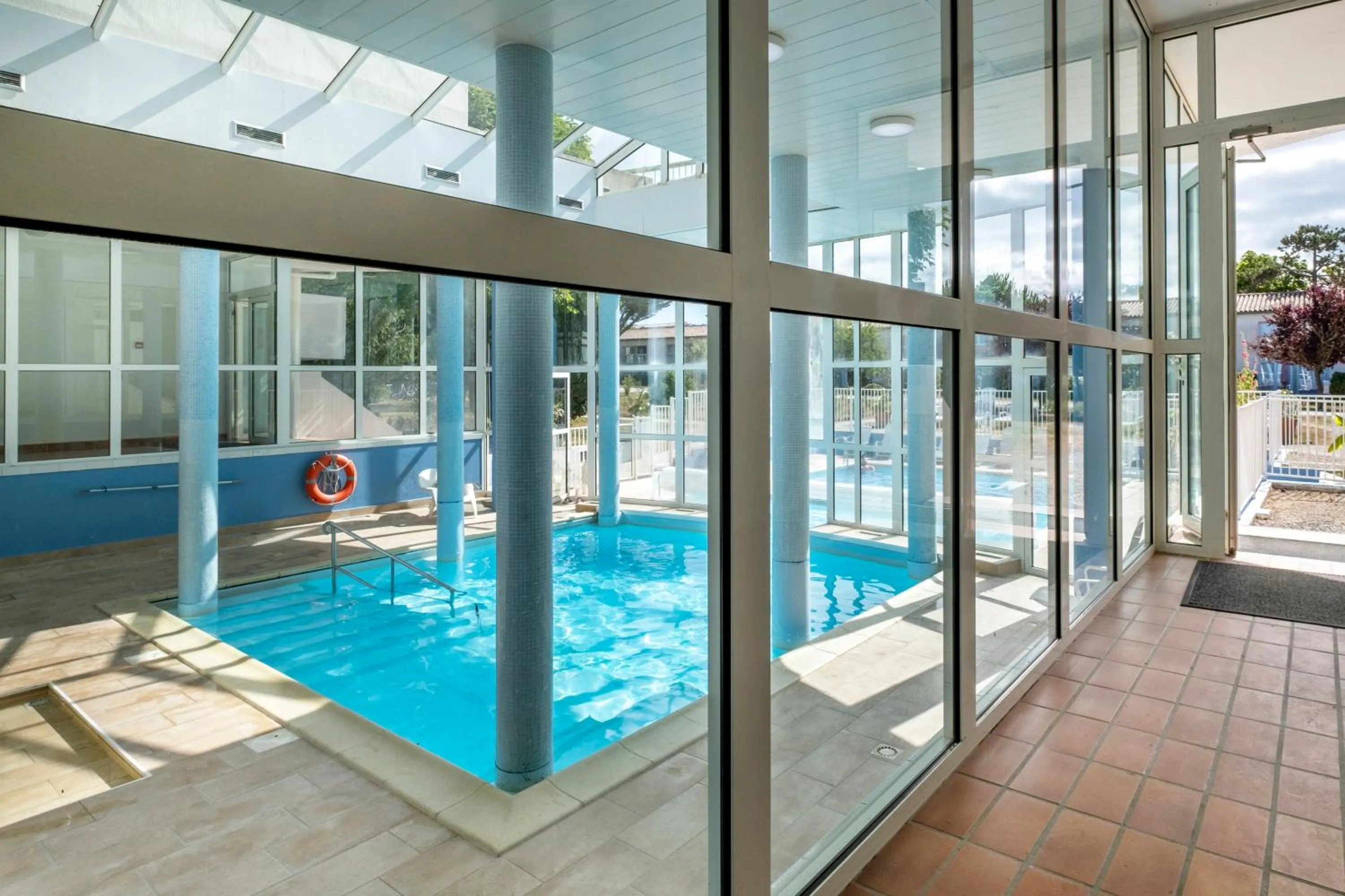 Swimming pool in Résidence Pierre & Vacances Le Palais des Gouverneurs