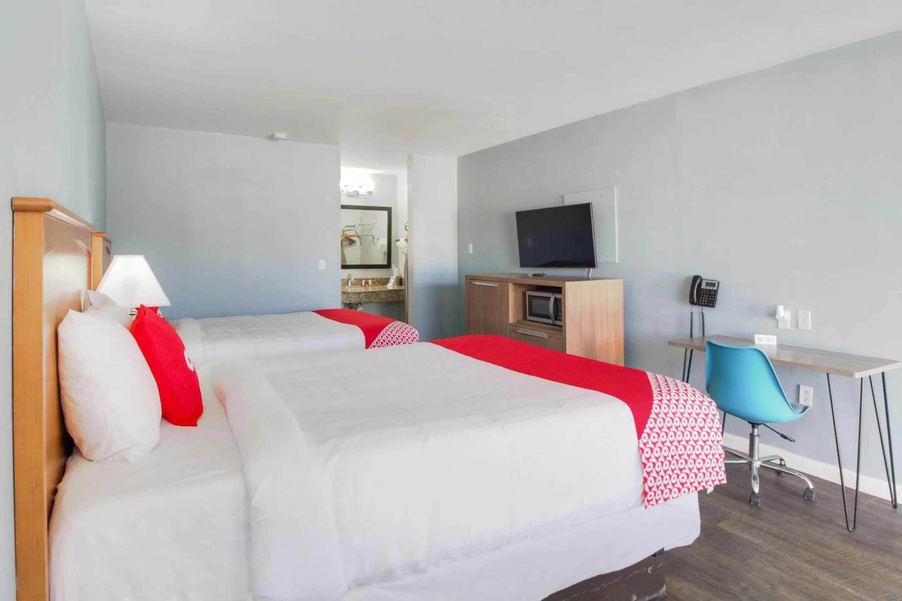 Bedroom, Bed in OYO Hotel Ingleside TX