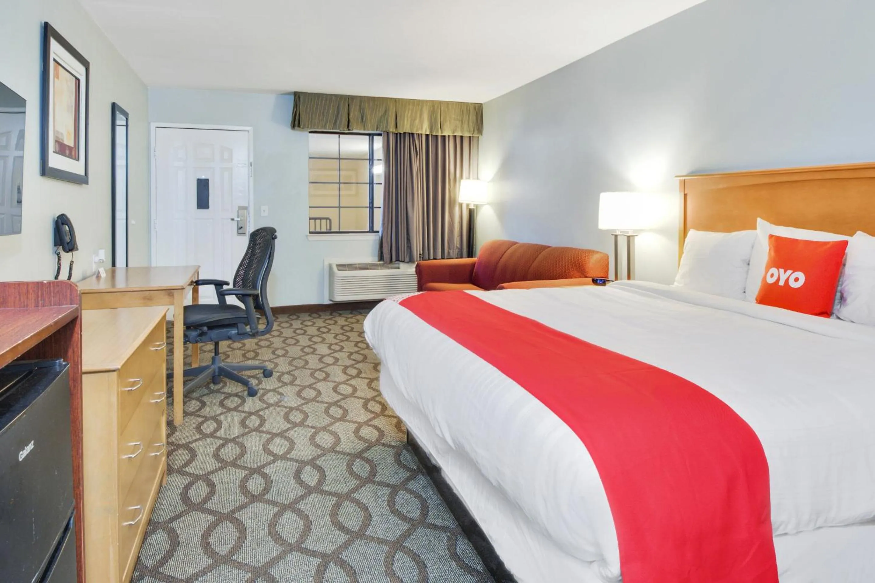 Bedroom, Bed in OYO Hotel Ingleside TX