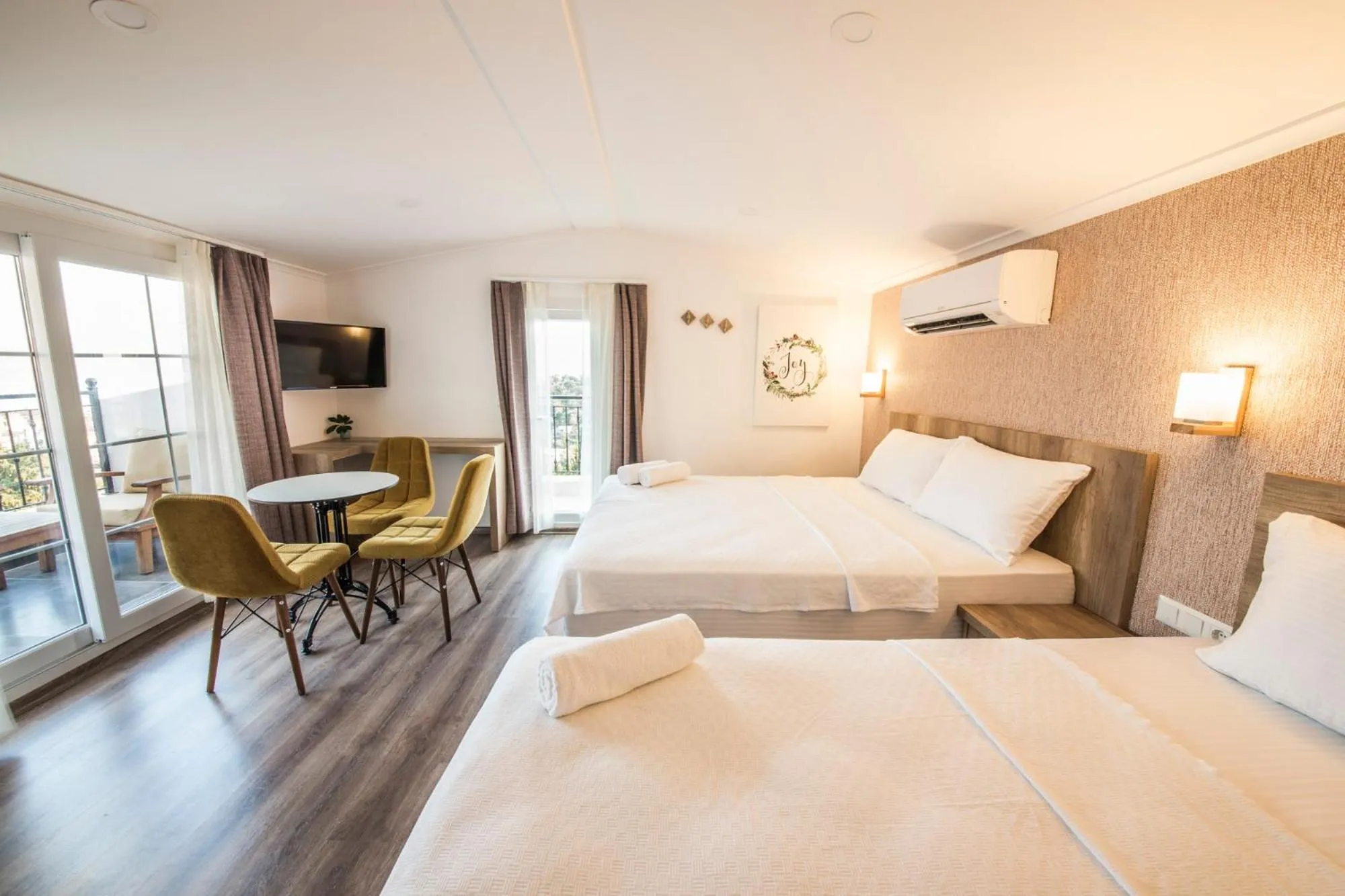 TV and multimedia, Bed in dekatria rooms&aparts