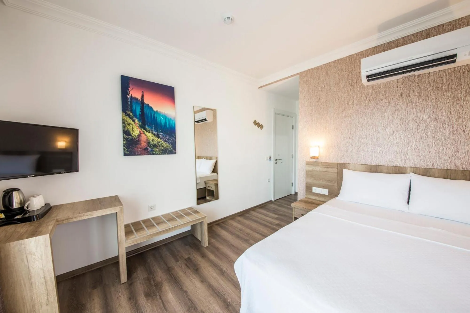 TV and multimedia, Bed in dekatria rooms&aparts