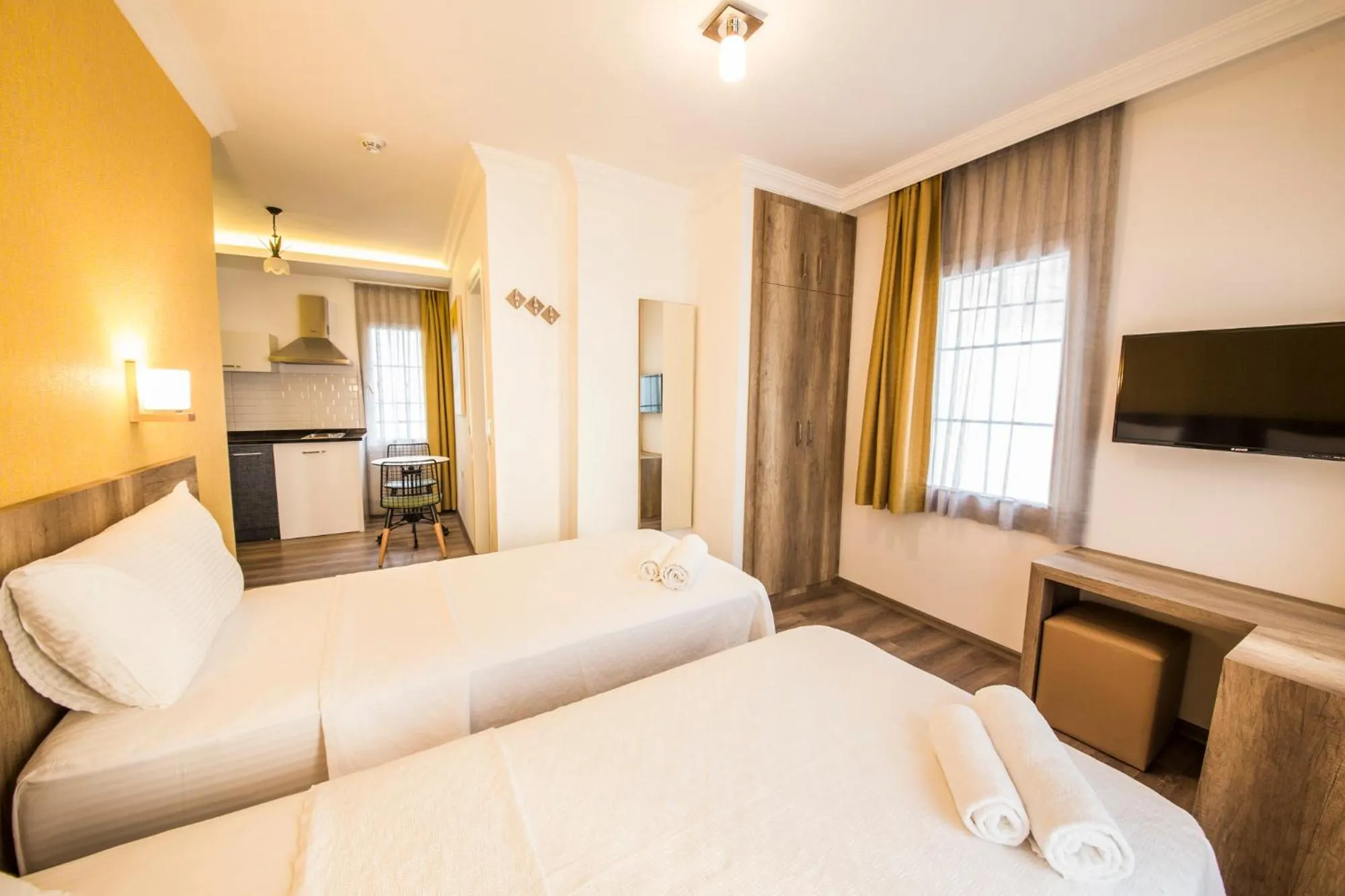 Bed in dekatria rooms&aparts