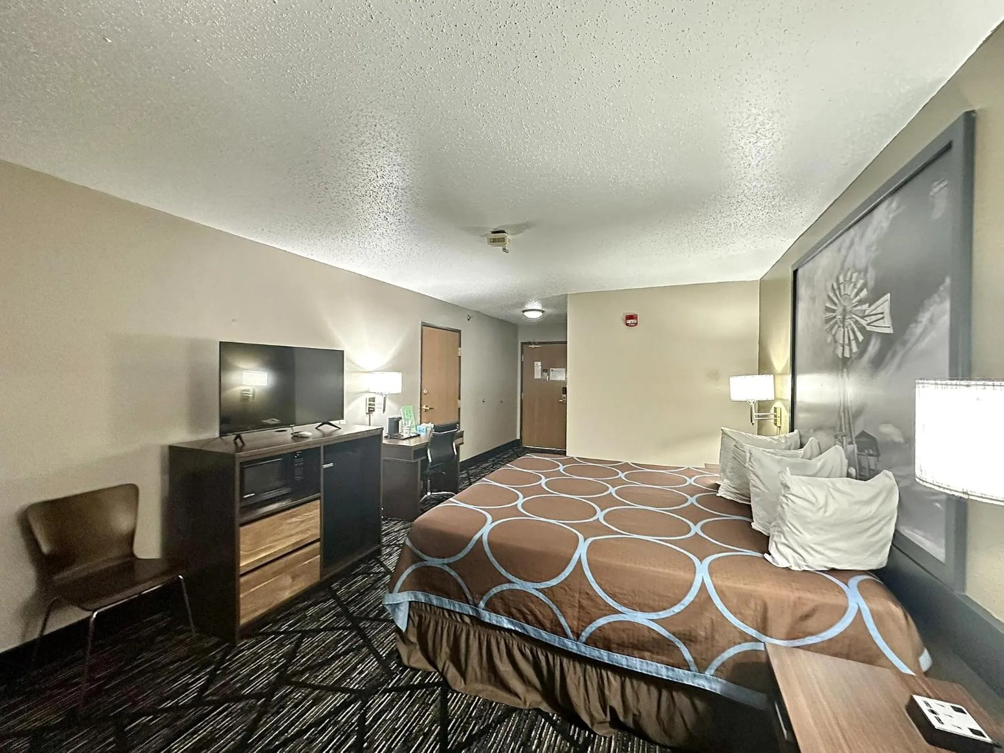 Bed in Super 8 by Wyndham Sisseton