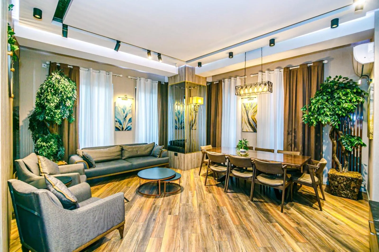 INDILA Luxury Apartment in Nizami street