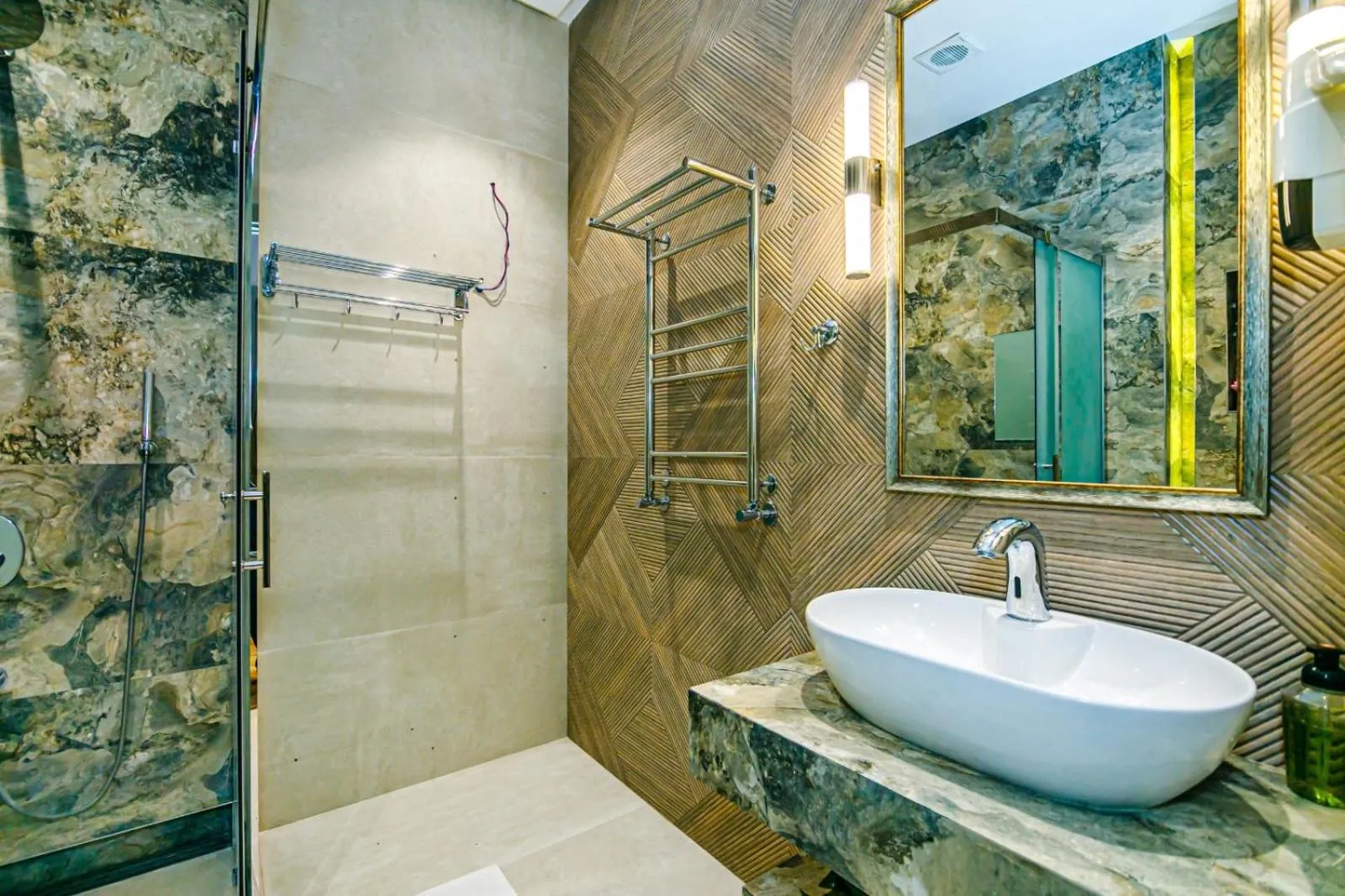 INDILA Luxury Apartment in Nizami street