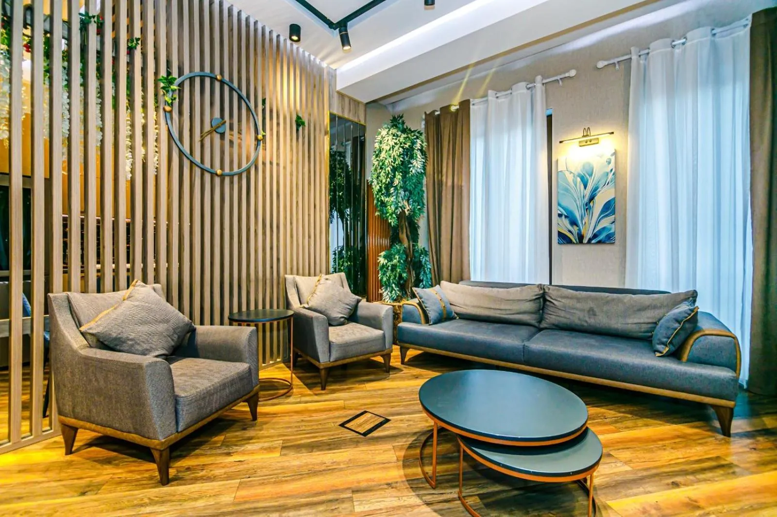 INDILA Luxury Apartment in Nizami street