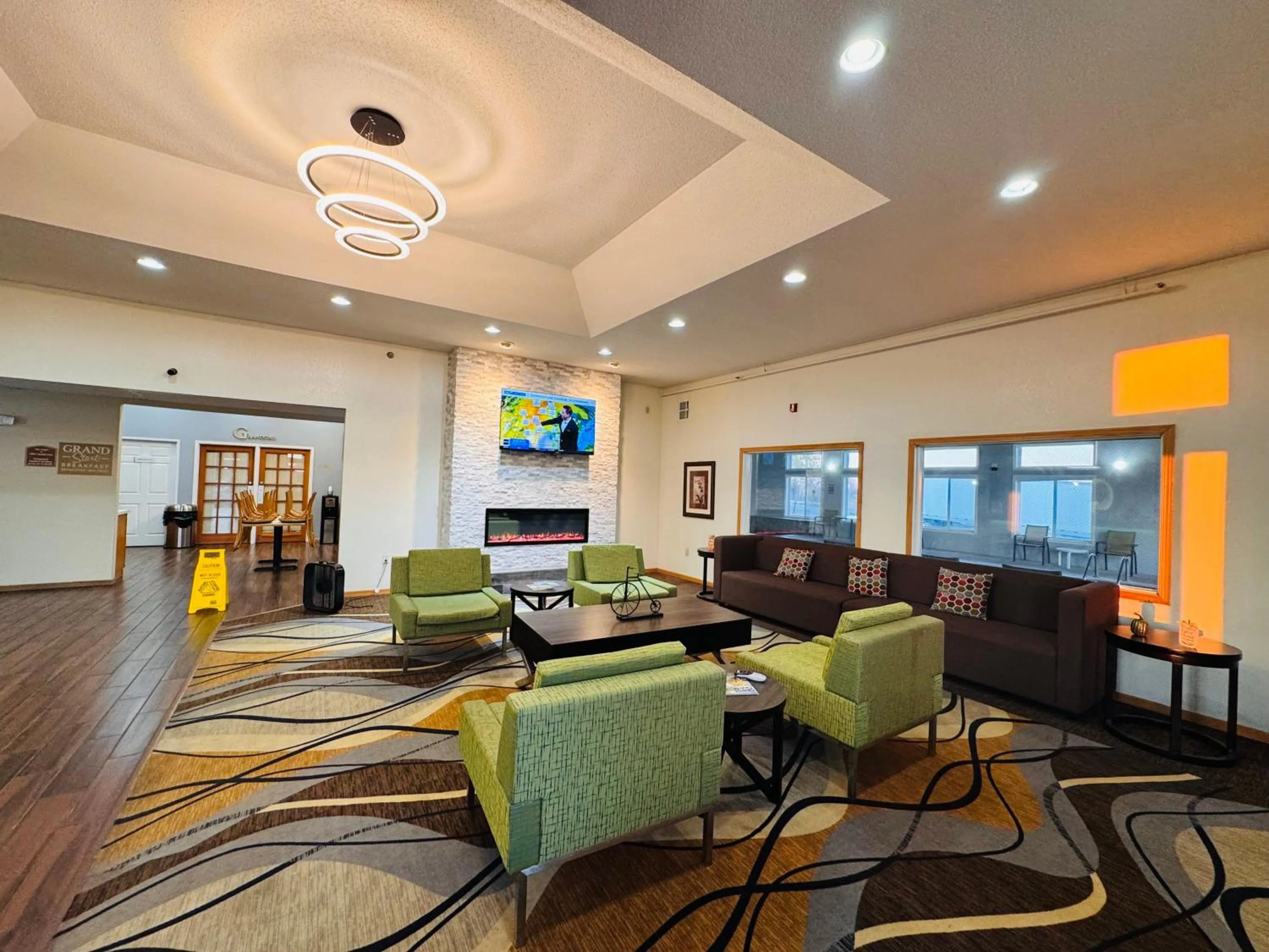 Lobby or reception in GrandStay Hotel and Suite Waseca