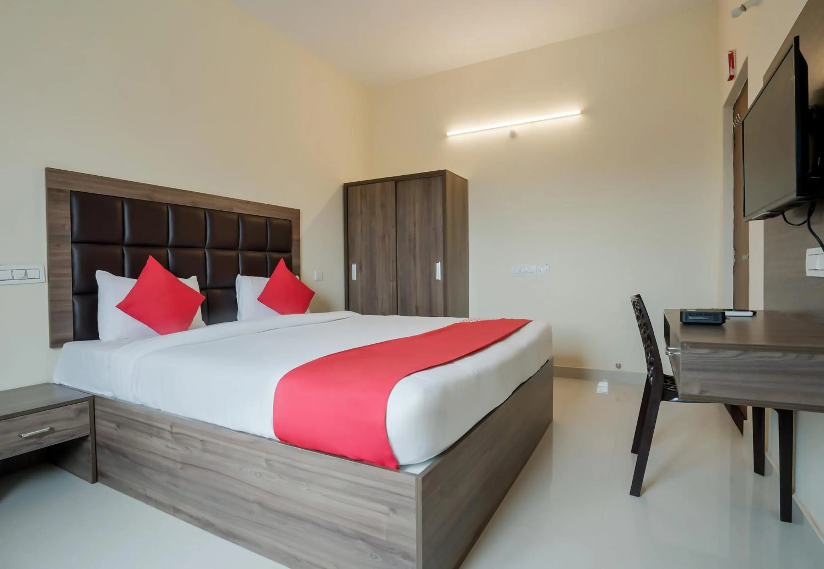 Bedroom, Bed in Super Hotel O Gokul Grand Near SR Nagar Police Station