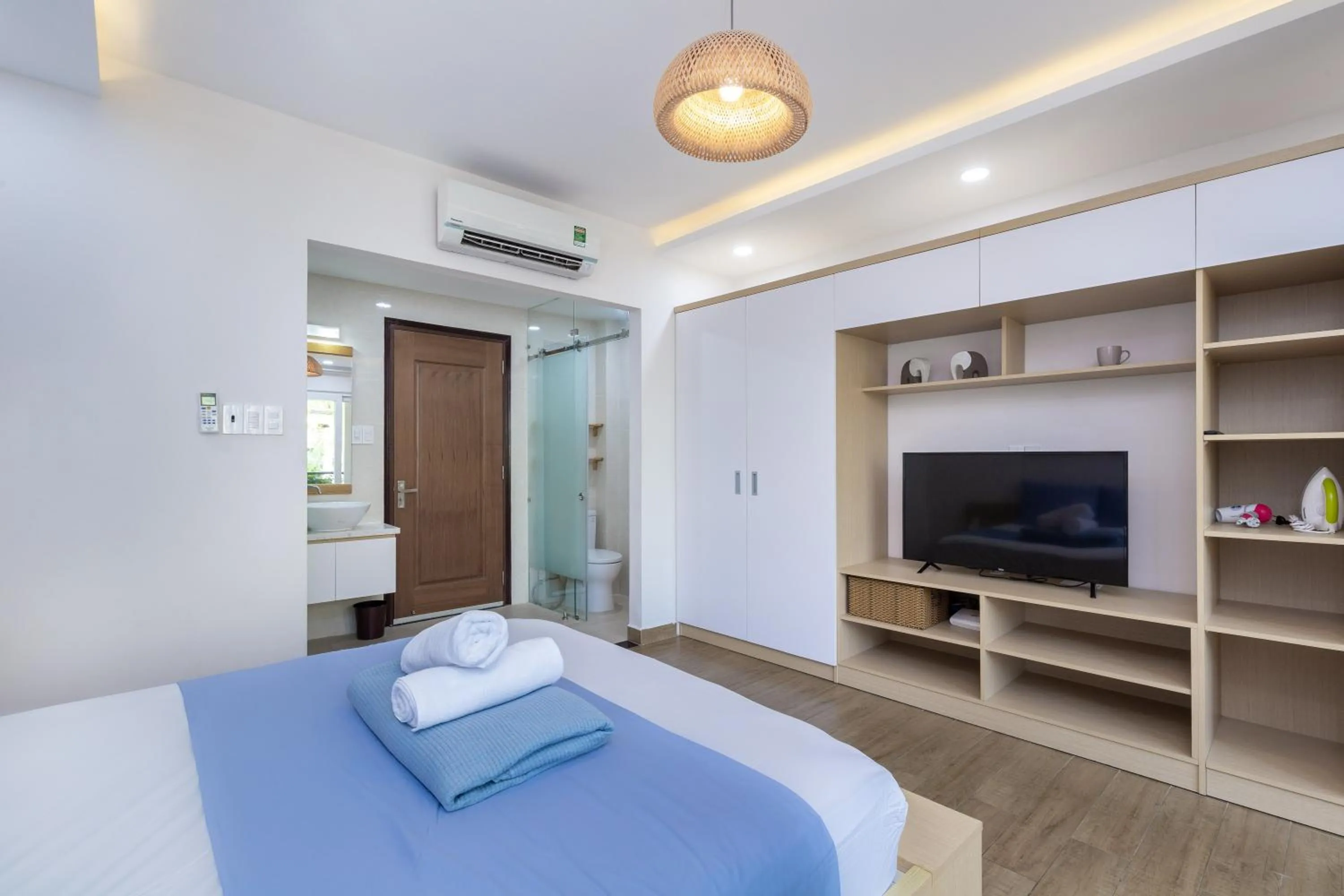 Photo of the whole room, Bed in Cozrum Homes - Yoga Corner