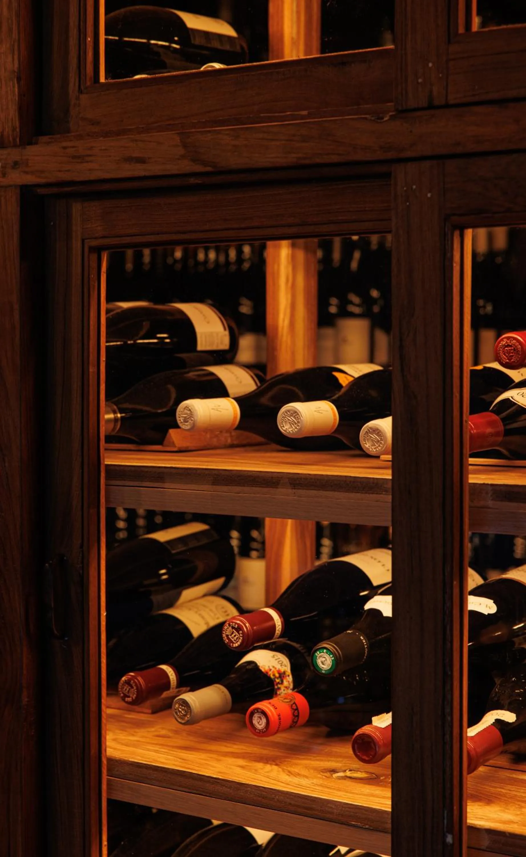 Restaurant/places to eat in Hotel Von