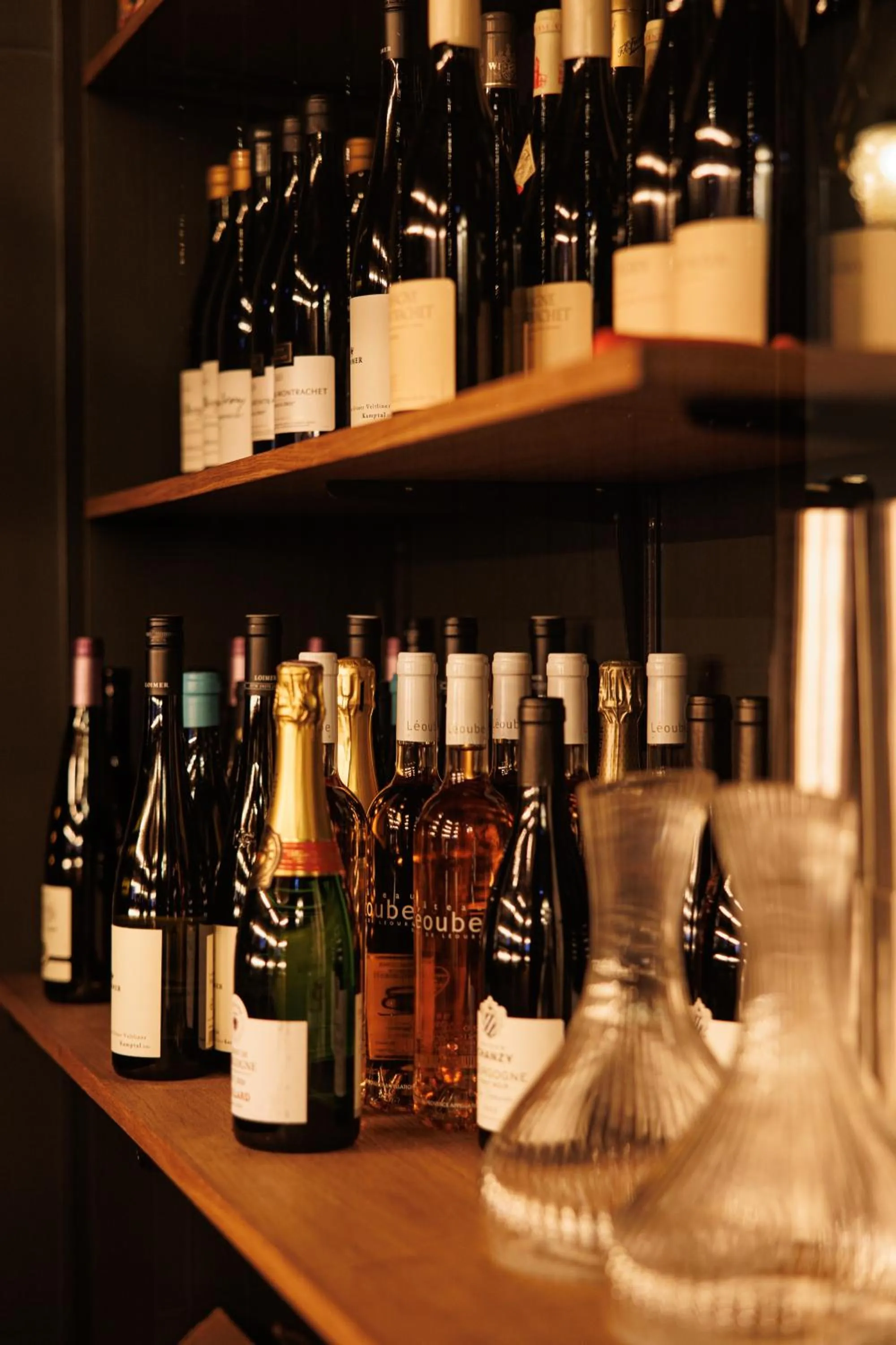 Restaurant/places to eat in Hotel Von