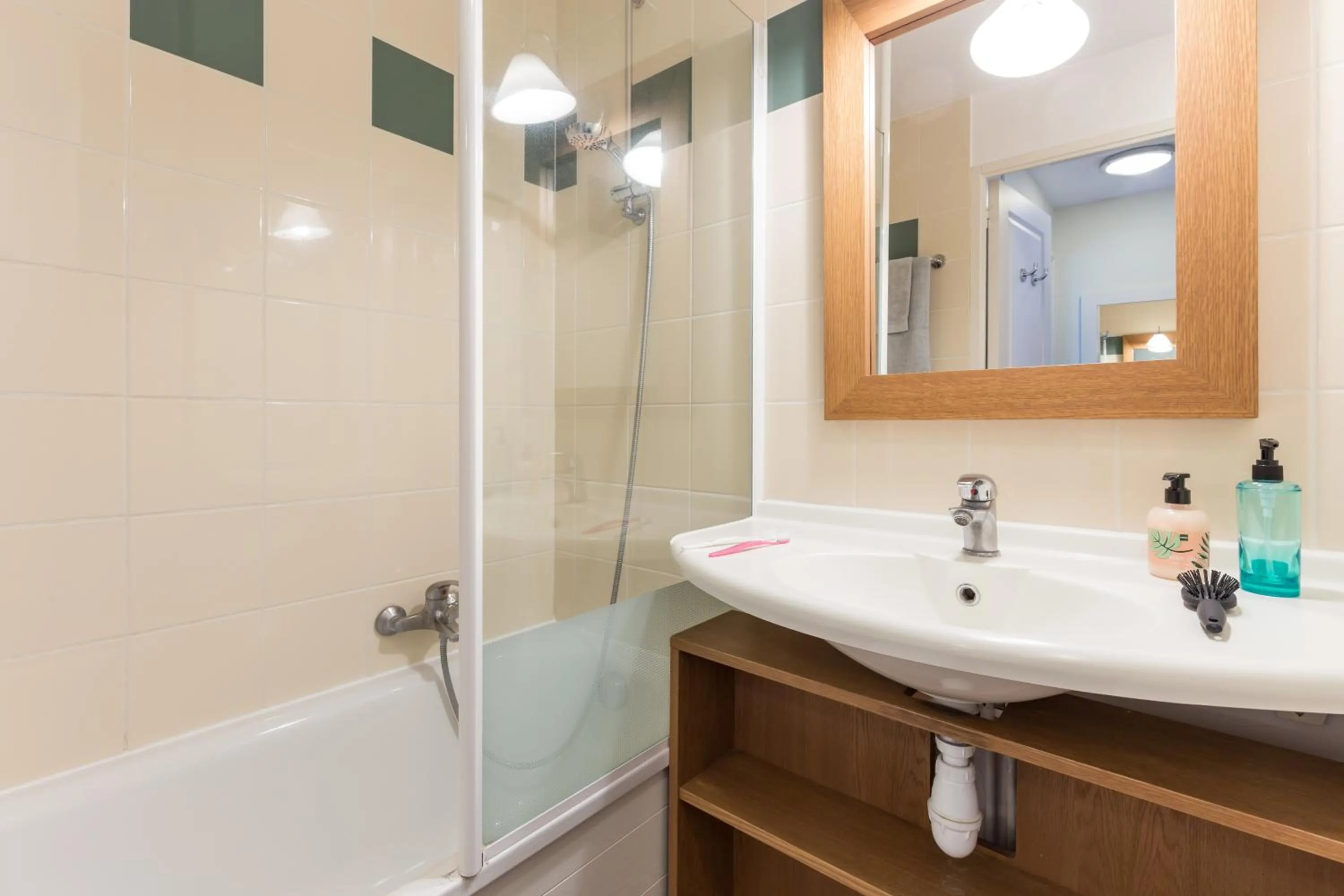 Shower in Village Pierre & Vacances Normandy Garden