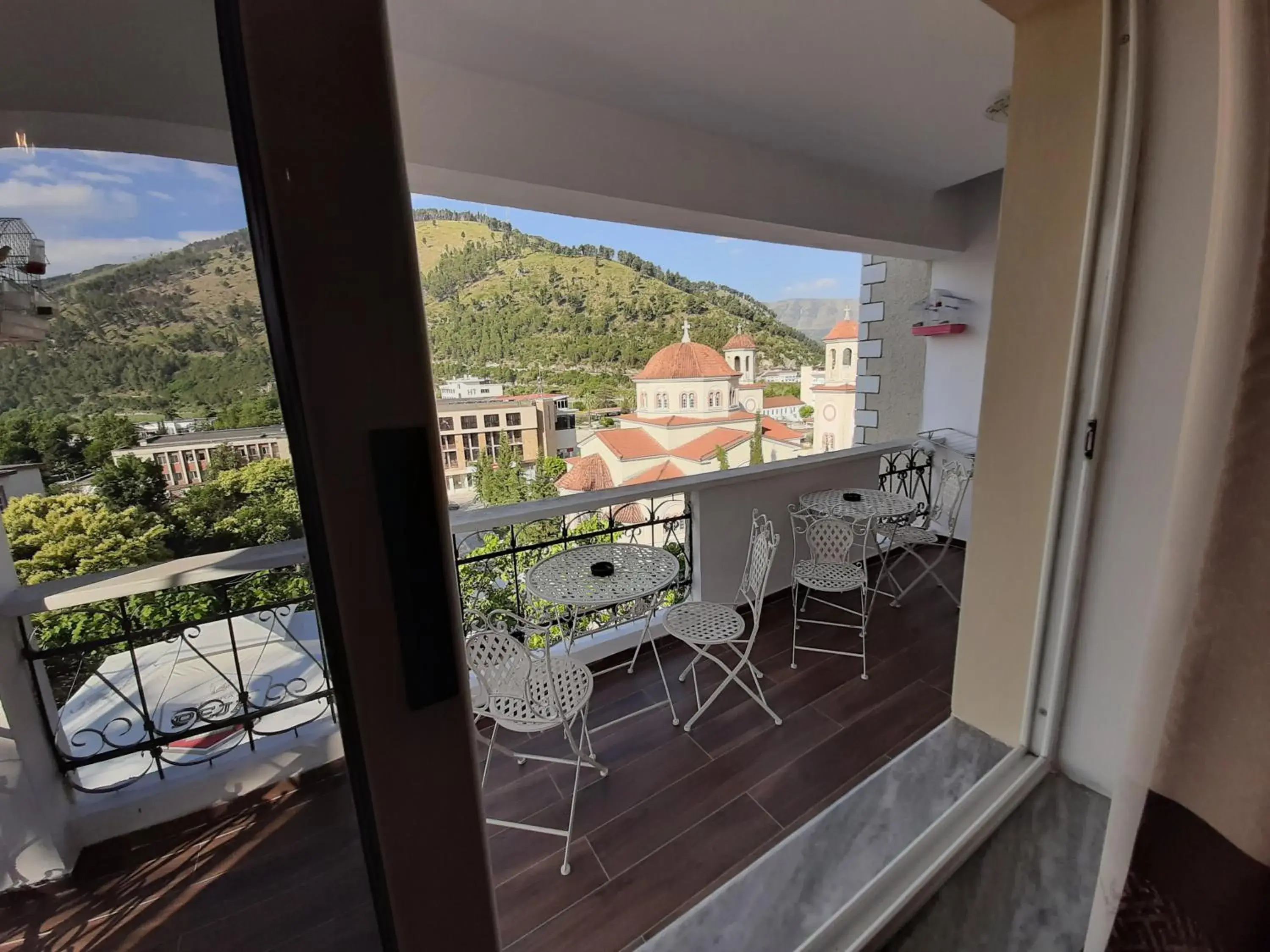 Standard Triple Room in HOTEL VILA TWIX Standard Triple Room in HOTEL VILA TWIX