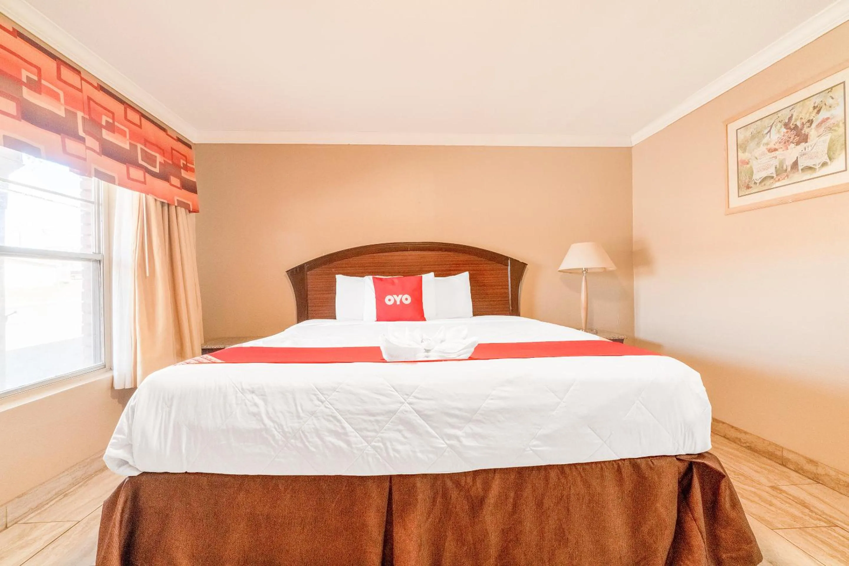 Bedroom in Capital O Hotel Beeville -US 181