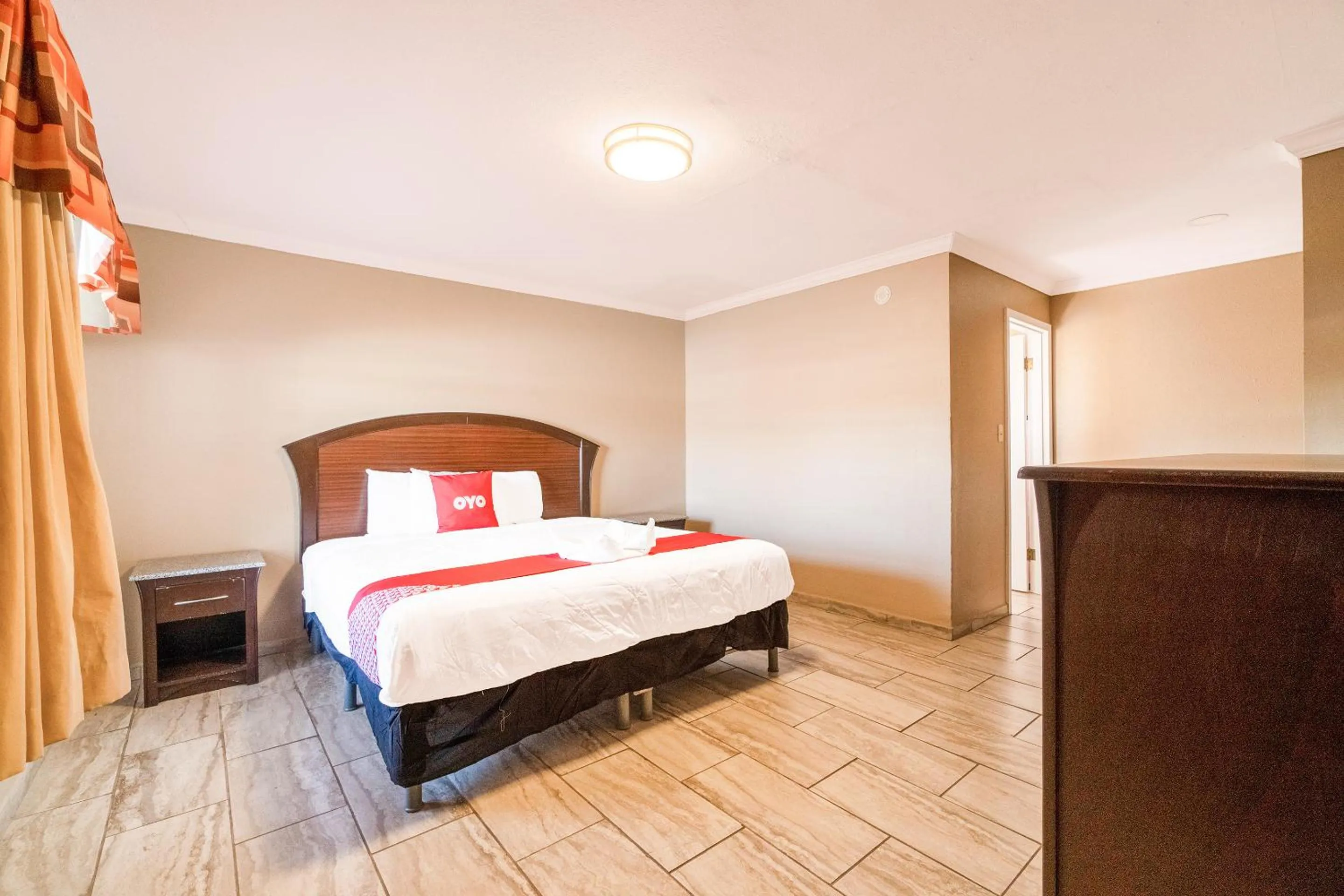 Bedroom in Capital O Hotel Beeville -US 181