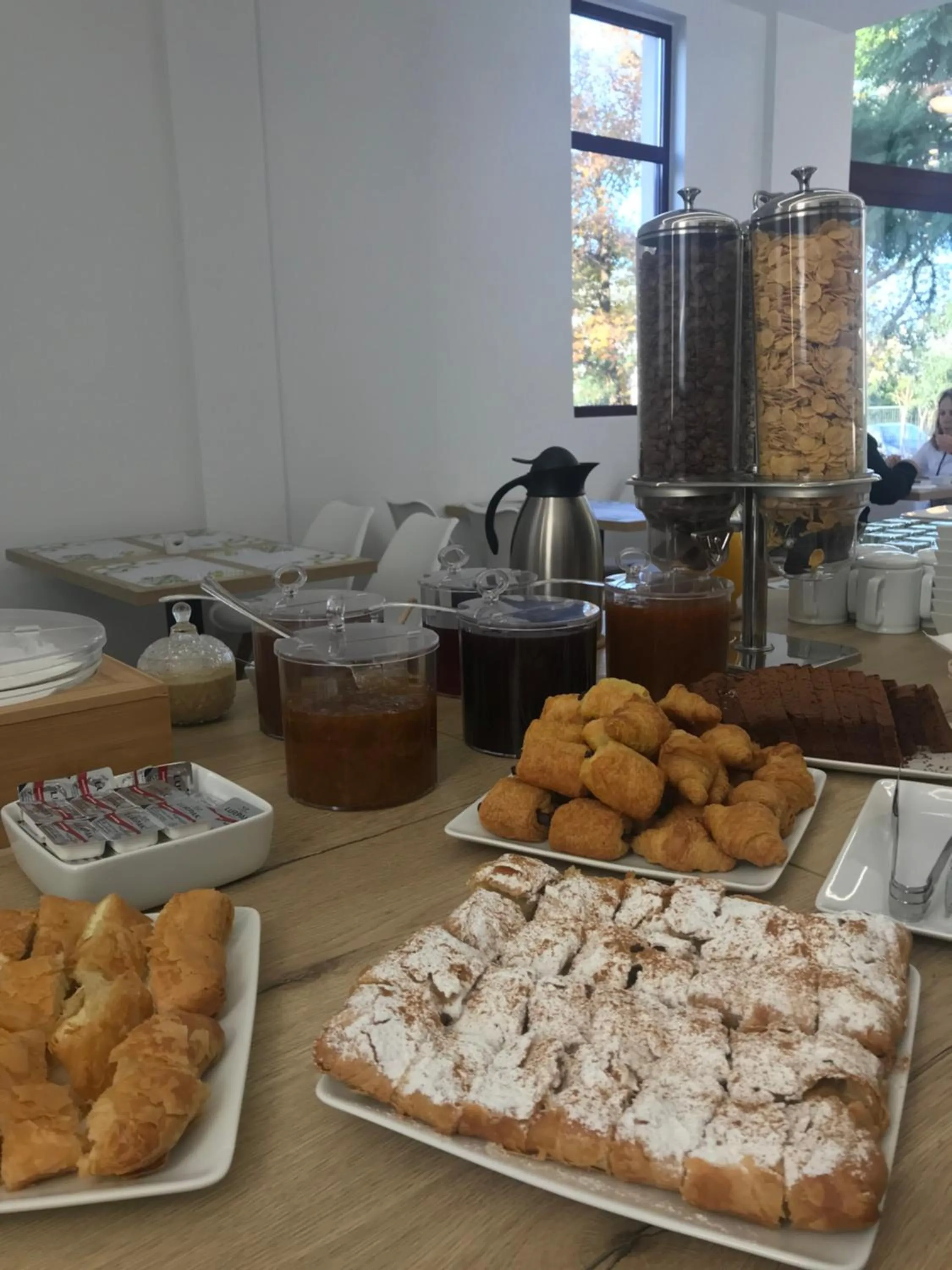 Food and drinks in Avra Nafpliou