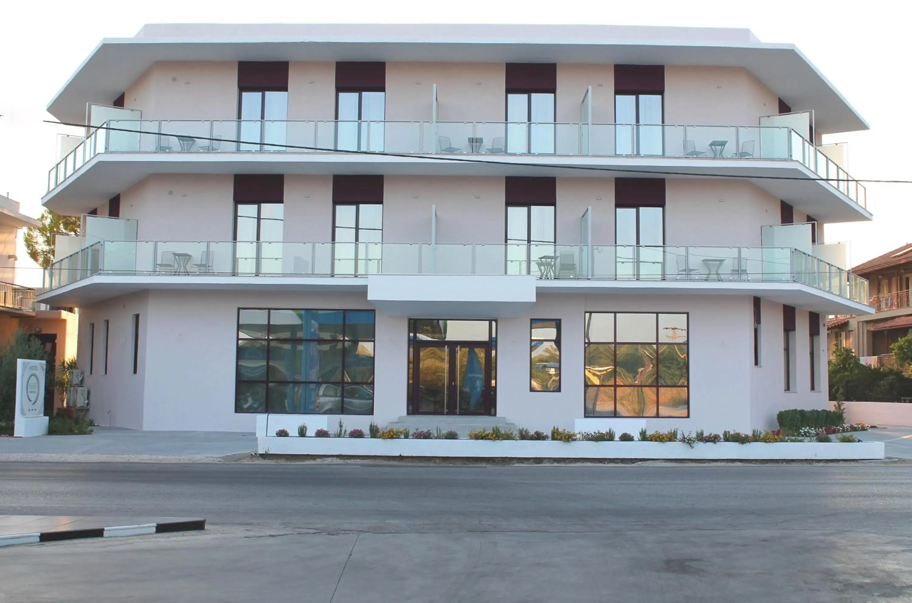 Property building in Avra Nafpliou