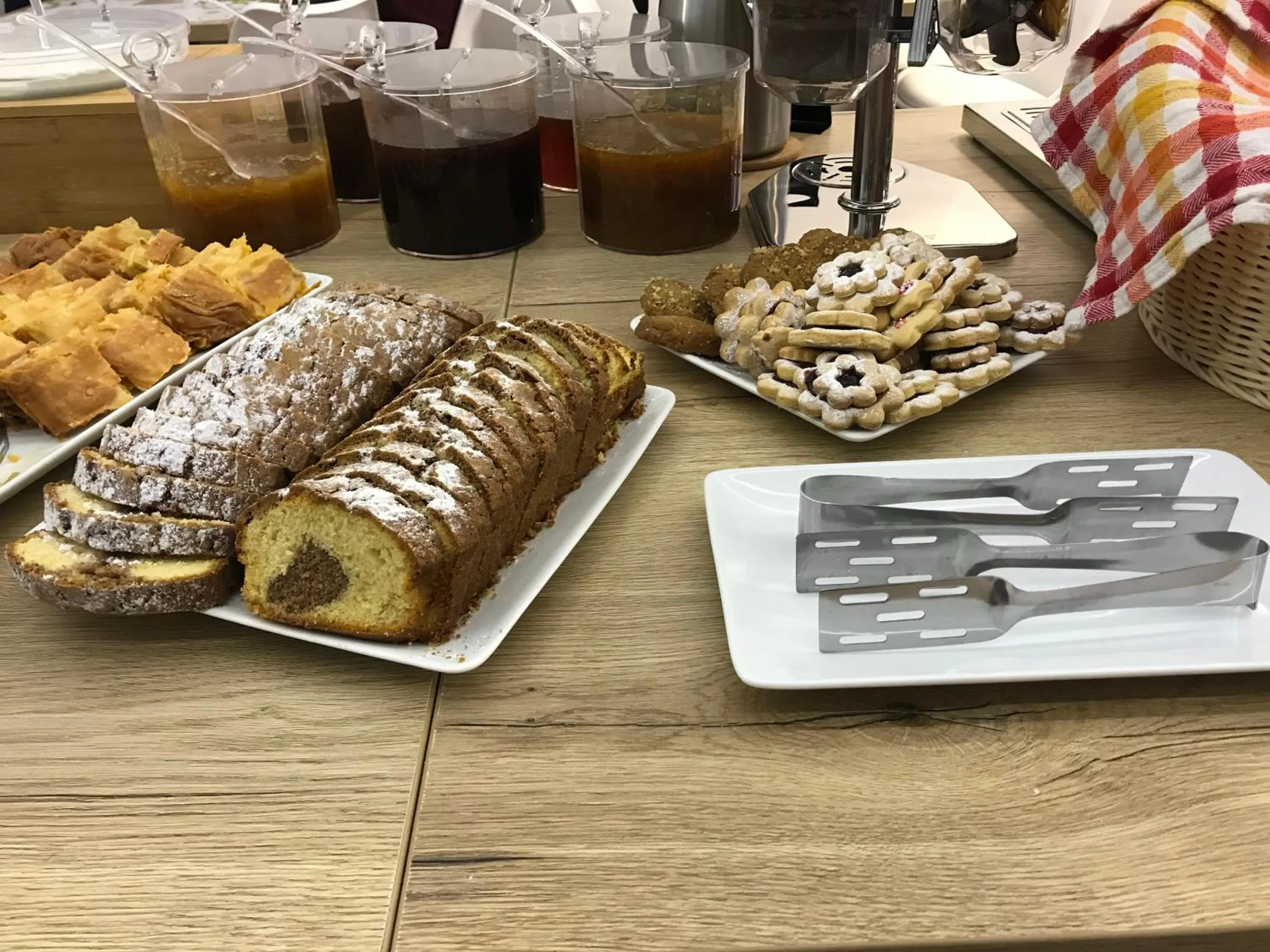 Food and drinks in Avra Nafpliou