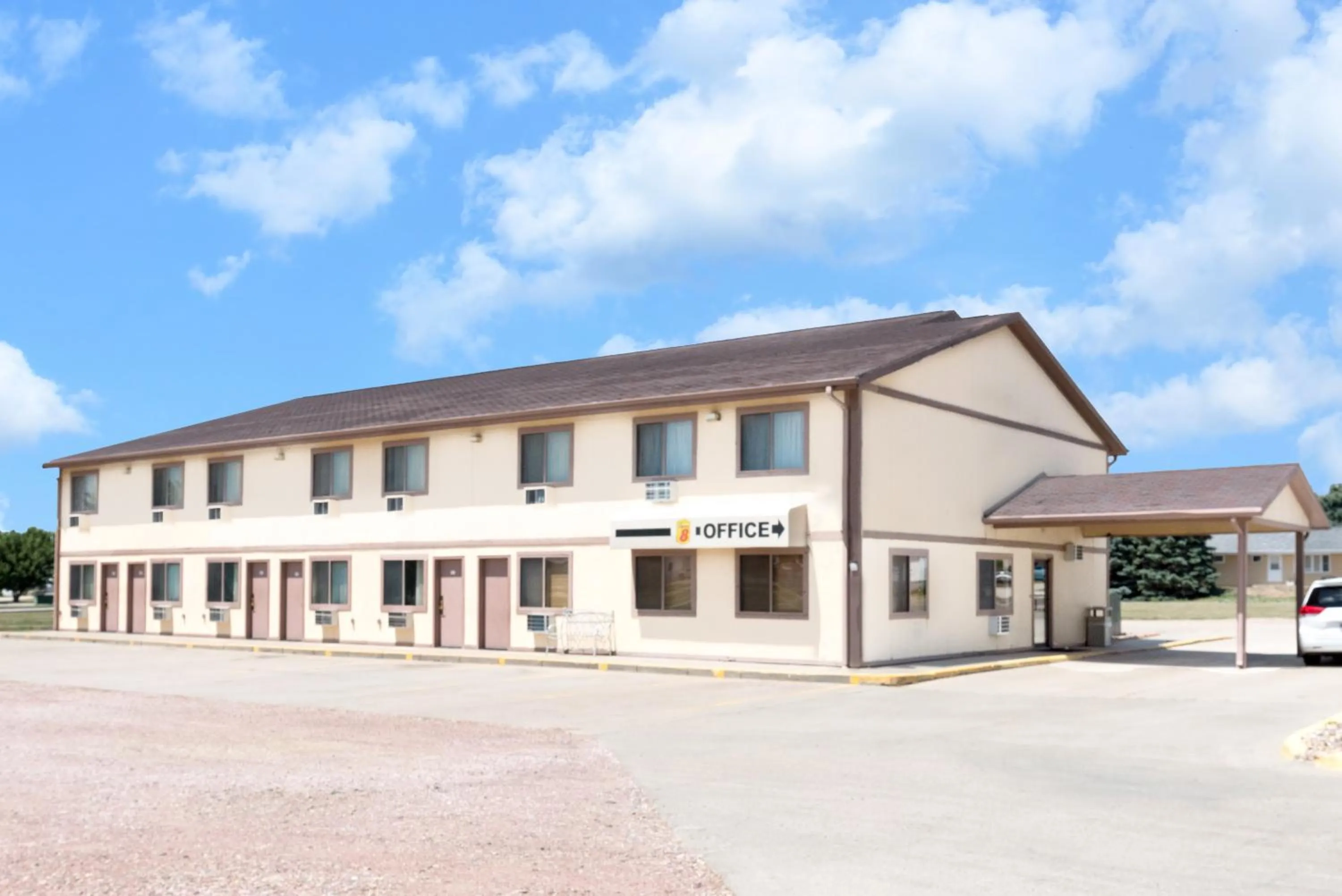 Property building in Super 8 by Wyndham Winner SD