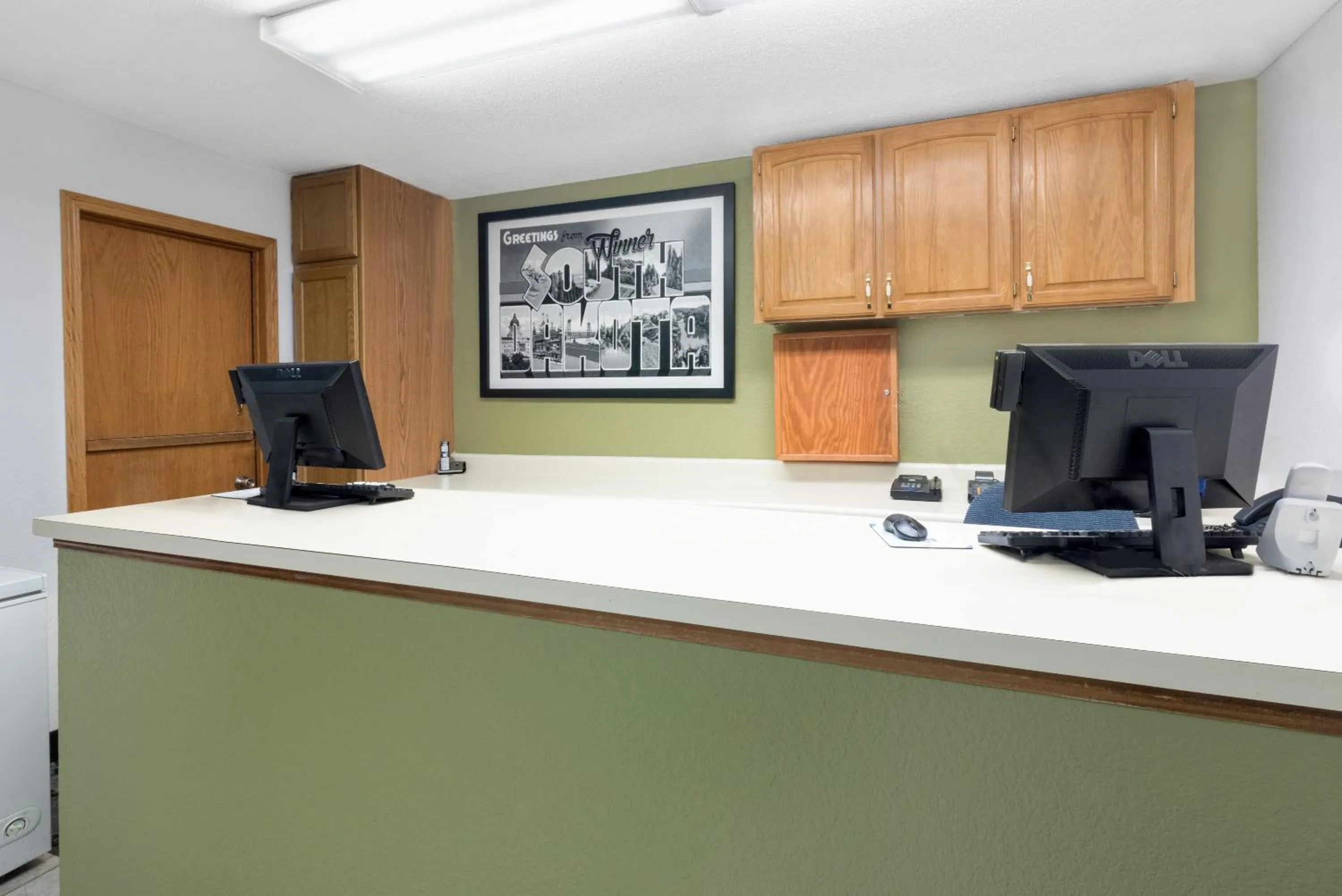 Lobby or reception in Super 8 by Wyndham Winner SD