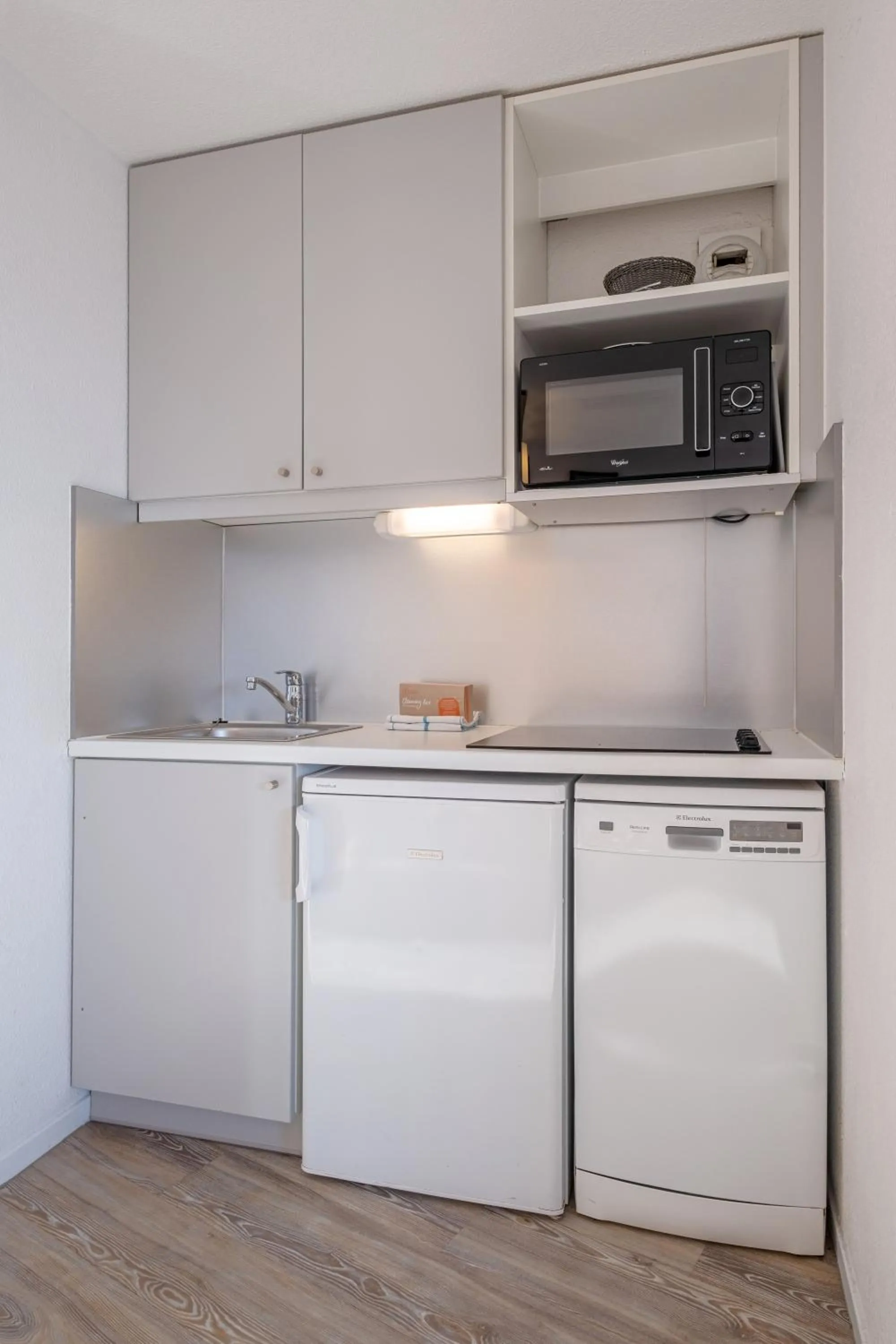 Kitchen or kitchenette in Résidence Pierre & Vacances Saskia Falaise