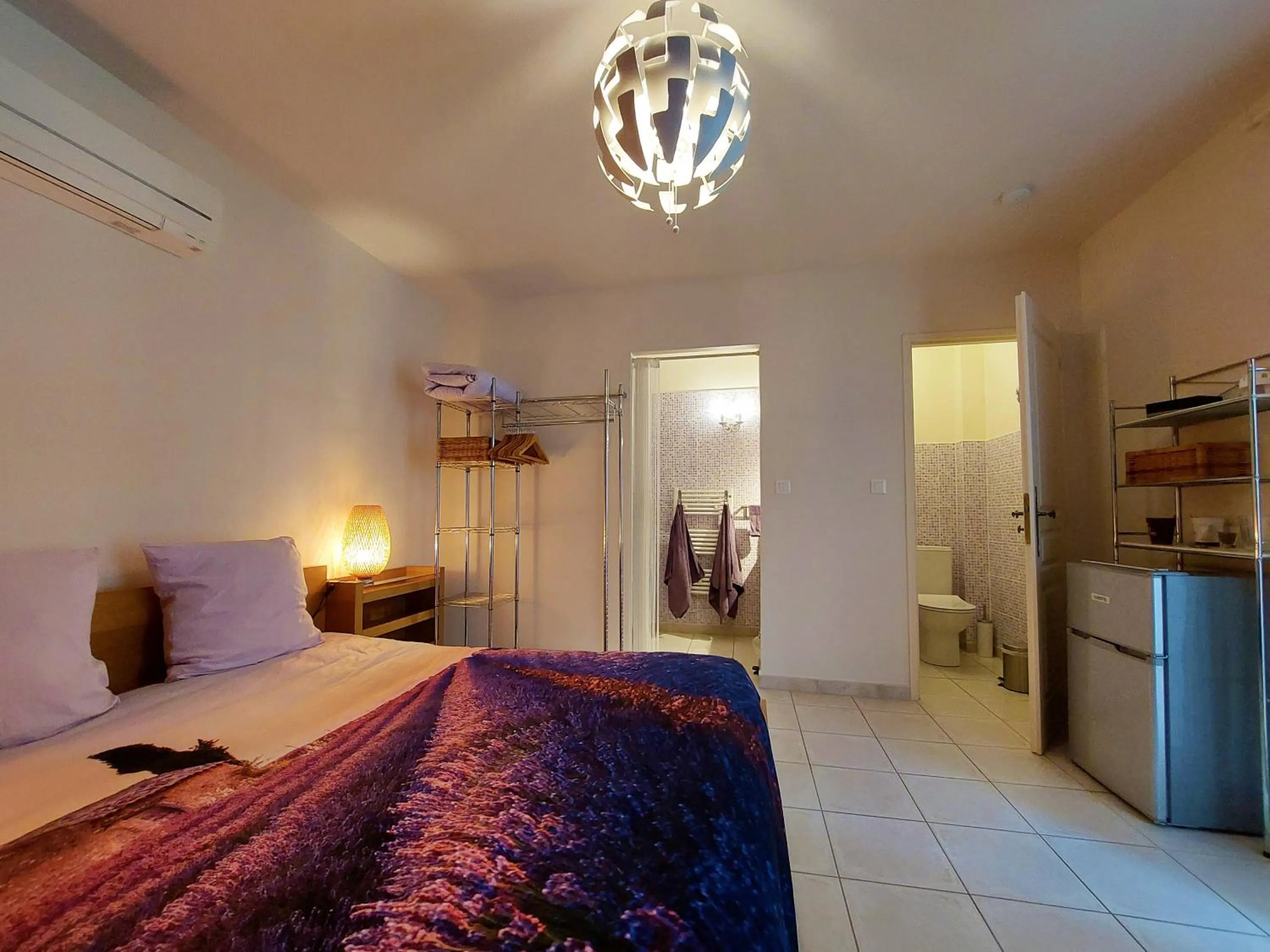 Bedroom, Bed in Rêve du VerDHon