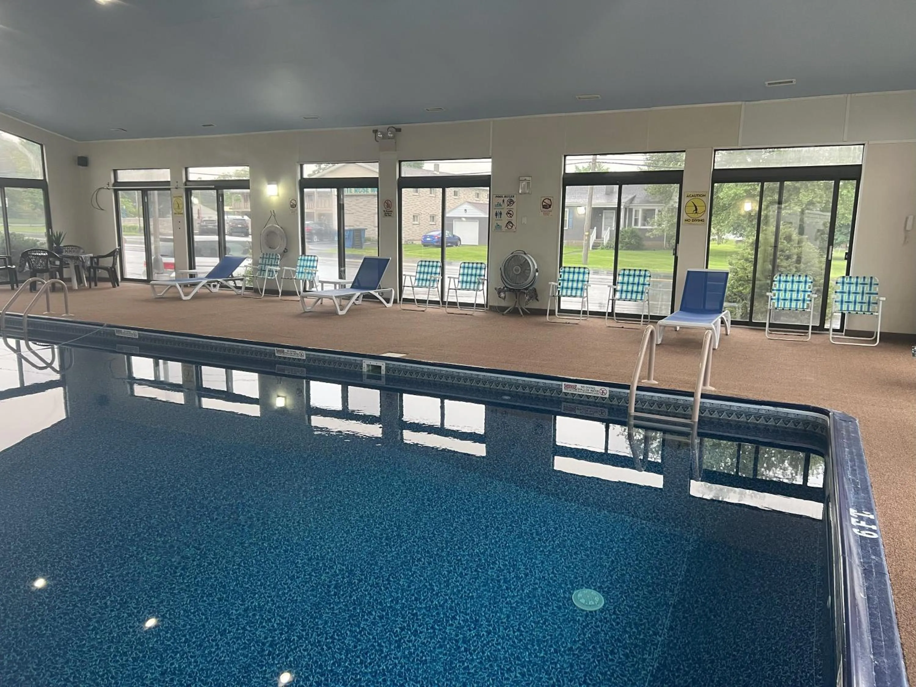 Swimming pool in Travelodge by Wyndham Hershey