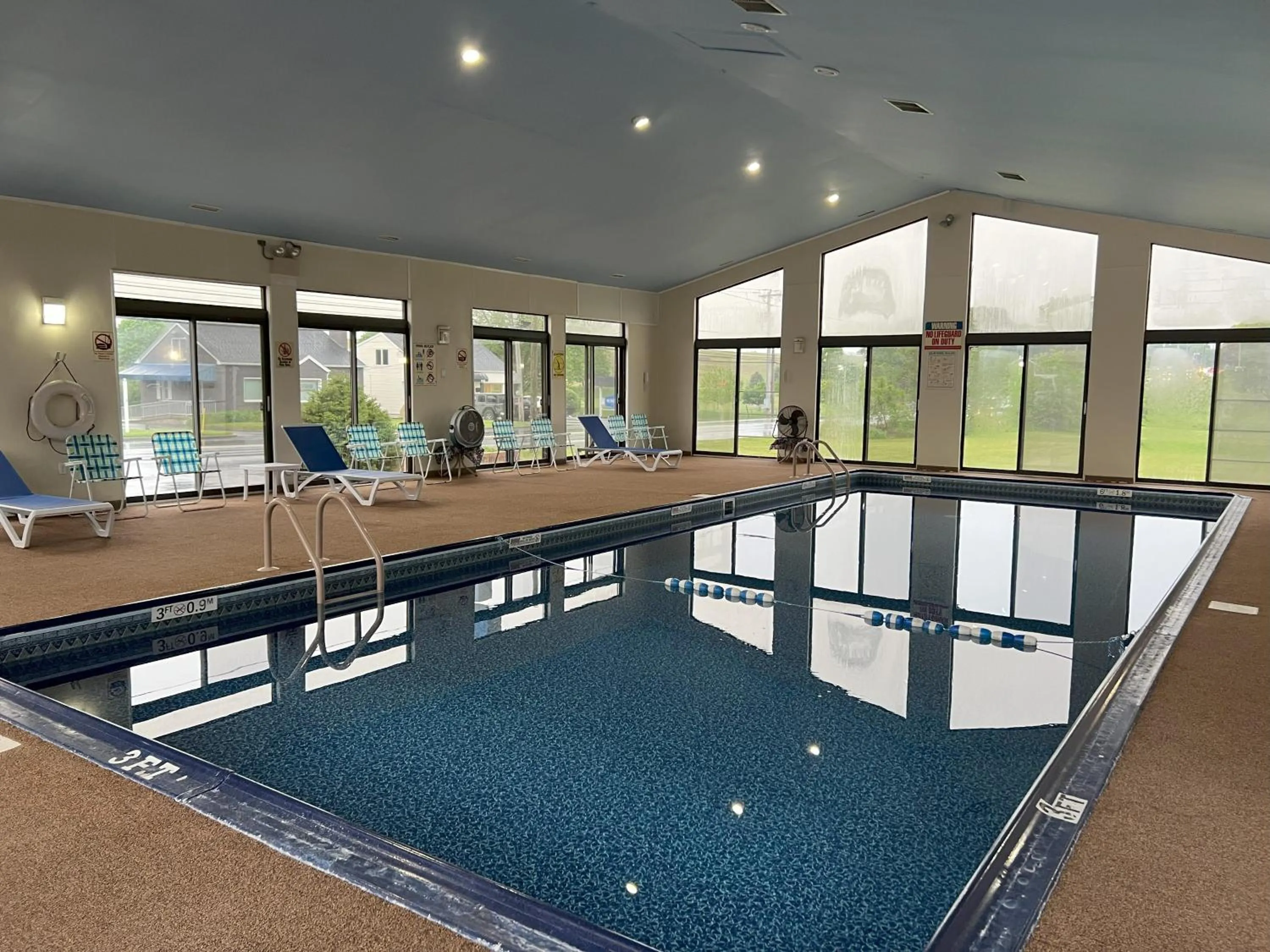 Swimming pool in Travelodge by Wyndham Hershey