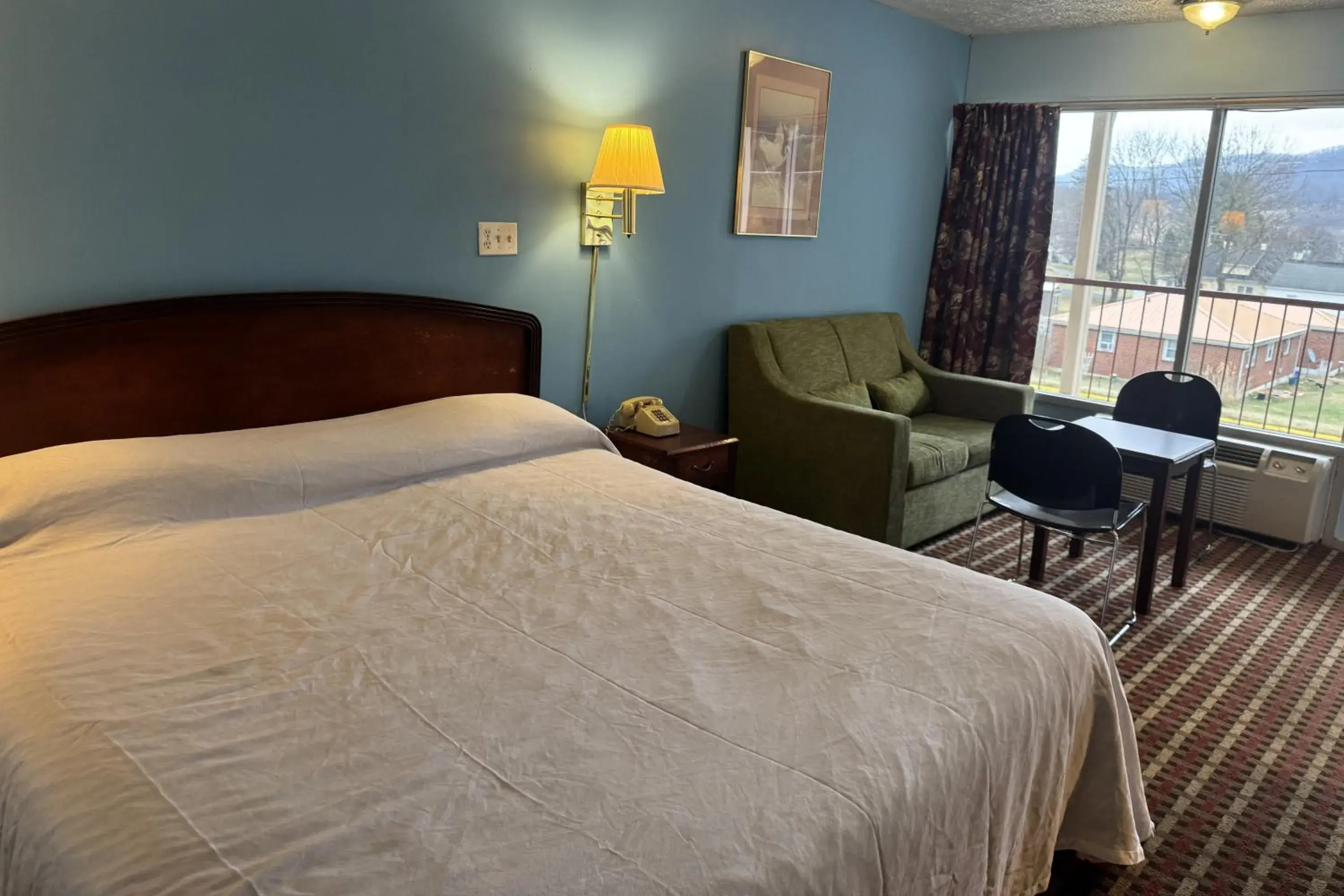 King Bed Smoking in Capital O Fincastle Motor Inn Tazewell King Bed Smoking in Capital O Fincastle Motor Inn Tazewell