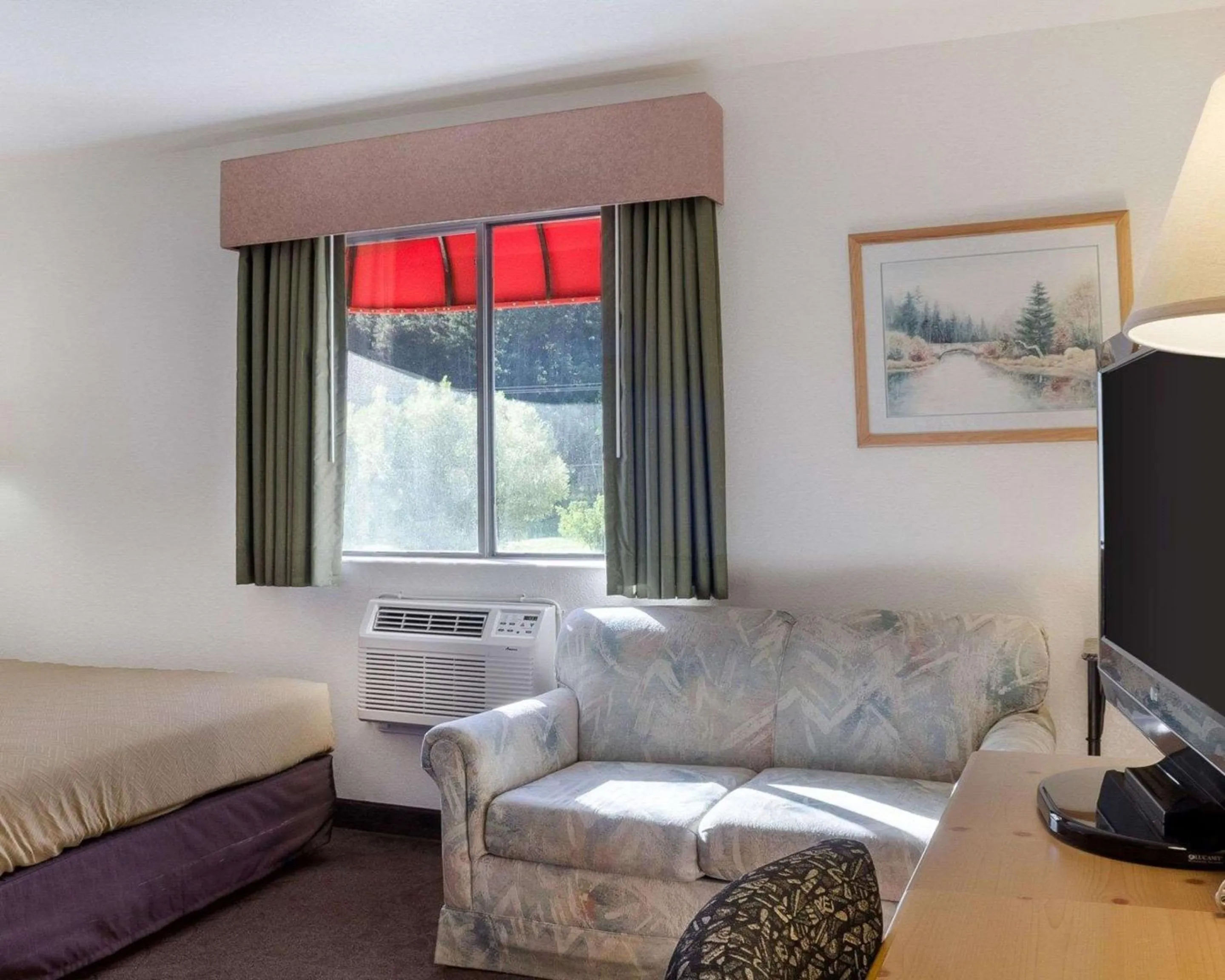 Photo of the whole room in Royal Inn Keystone