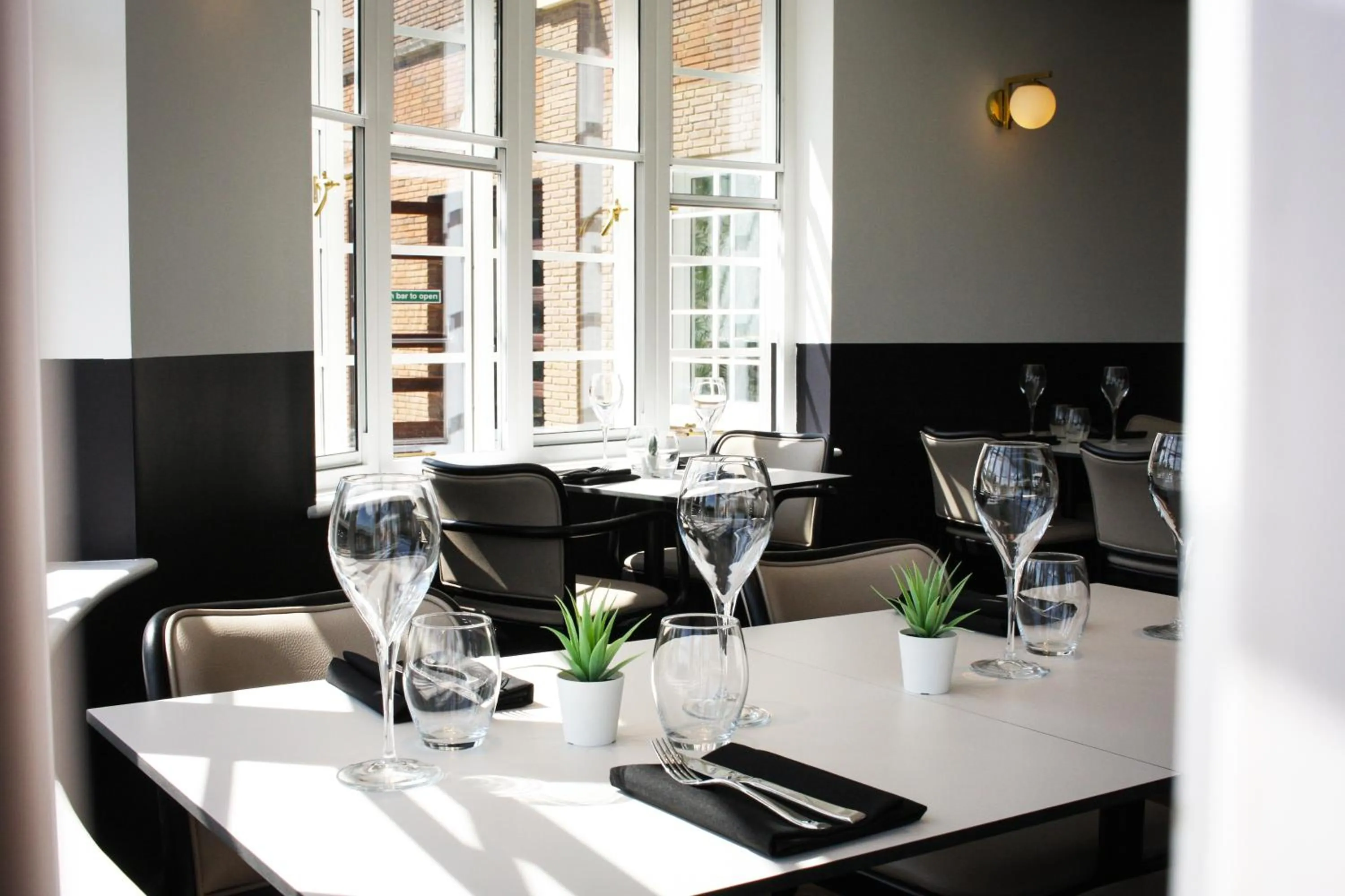 Restaurant/places to eat in The Comet London Hatfield