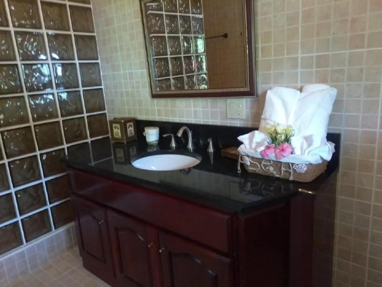 Bathroom in Seaside Chateau Resort