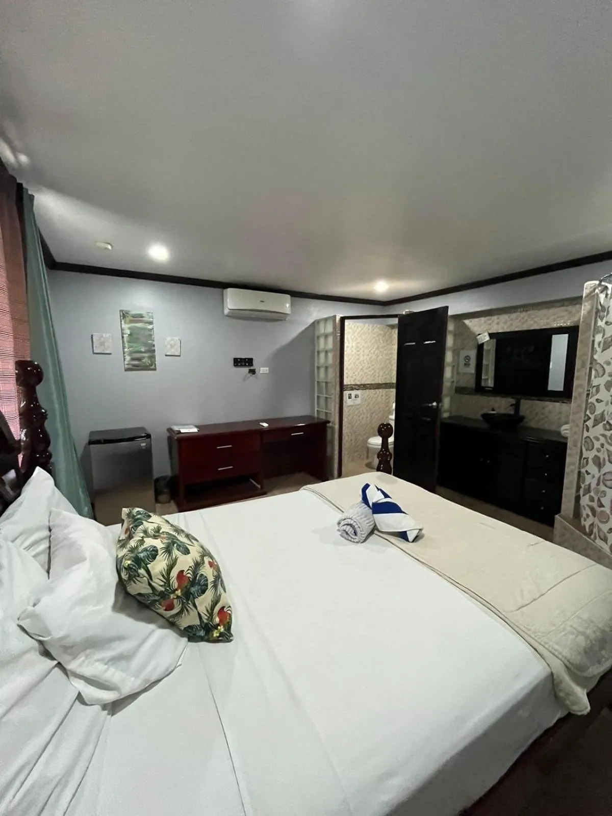 Bed in Seaside Chateau Resort