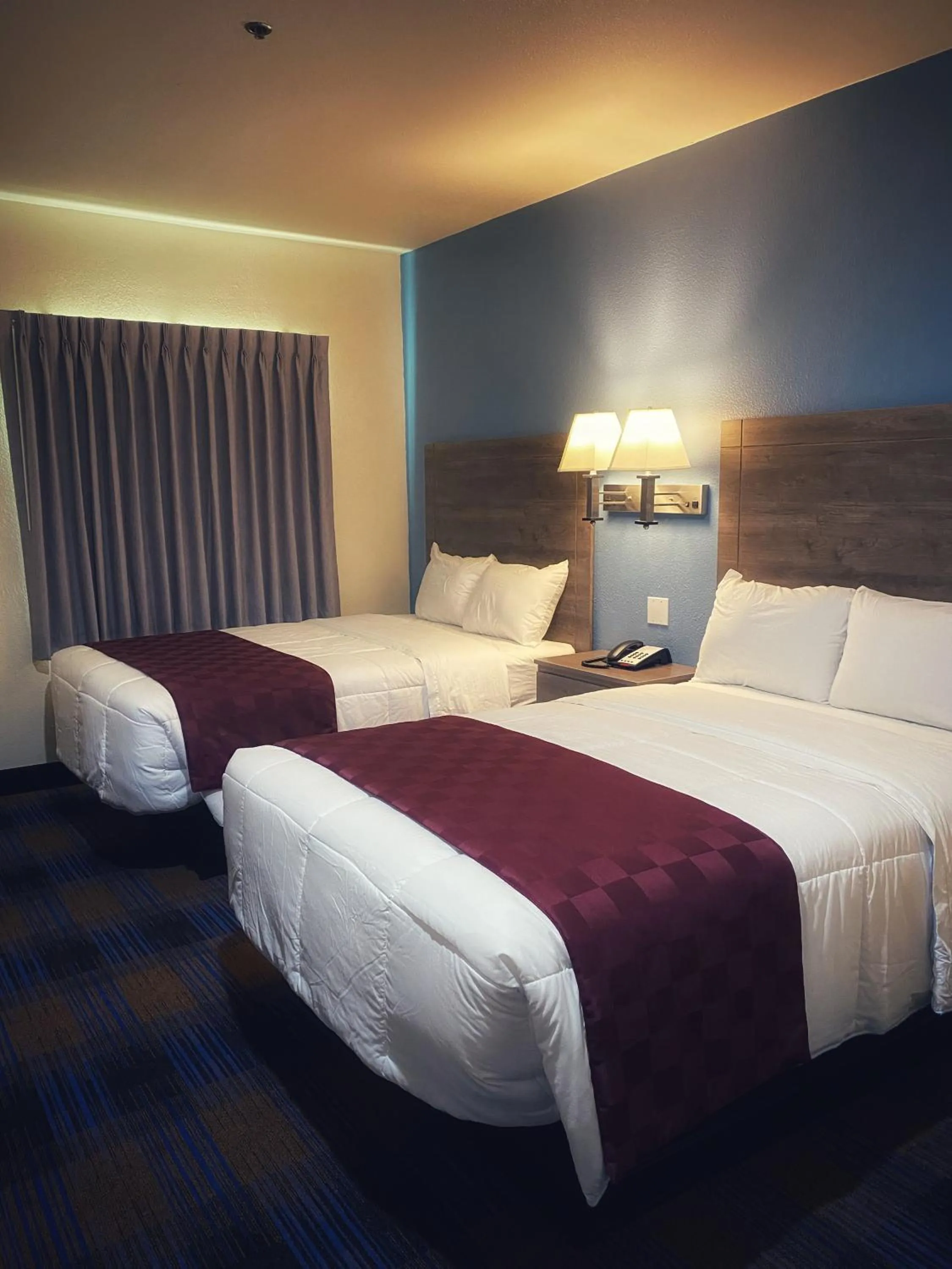 Bed in Lone Star Inn